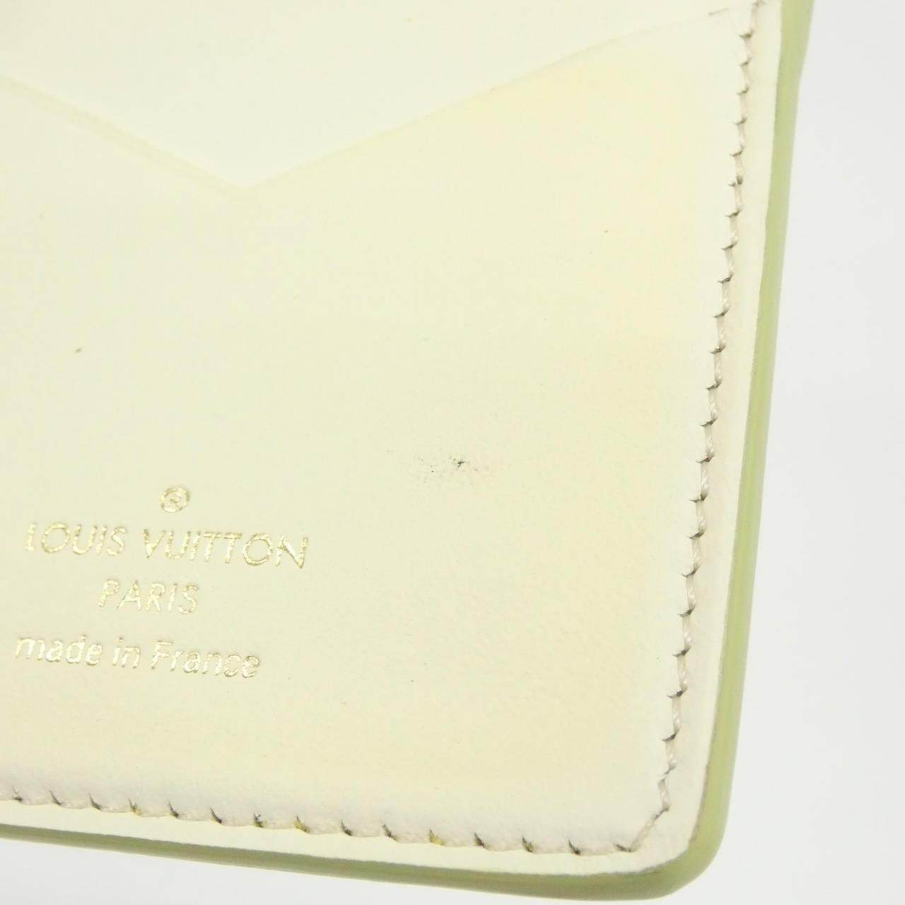 ルイヴィトン LVヴェルティカルウォレット トリヨンカーフ 長財布