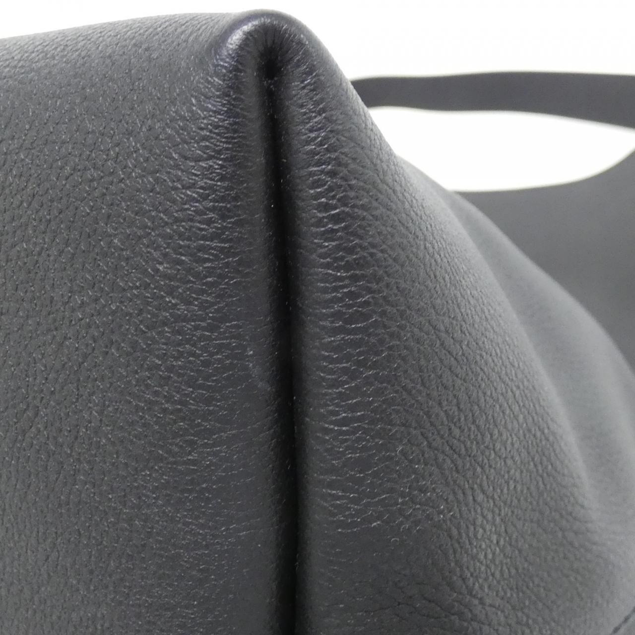 ルイヴィトン ロウキーホーボー カーフ ショルダーバッグ