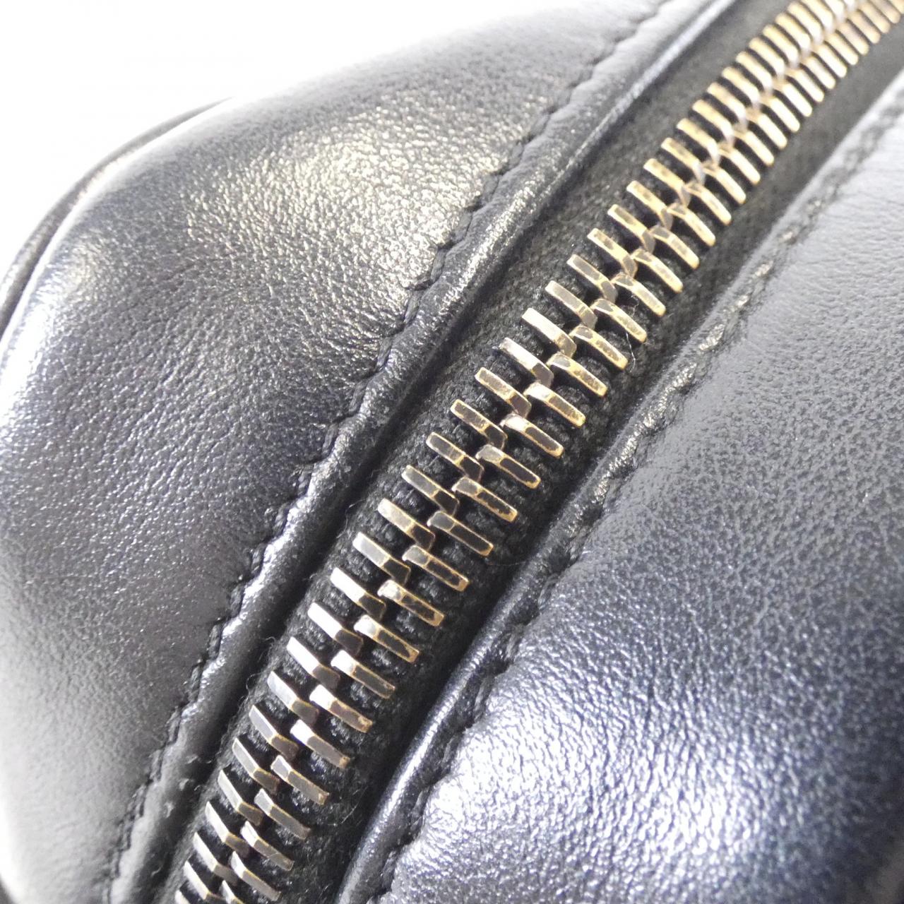 サン ローラン ルー カーフ ショルダー バッグ