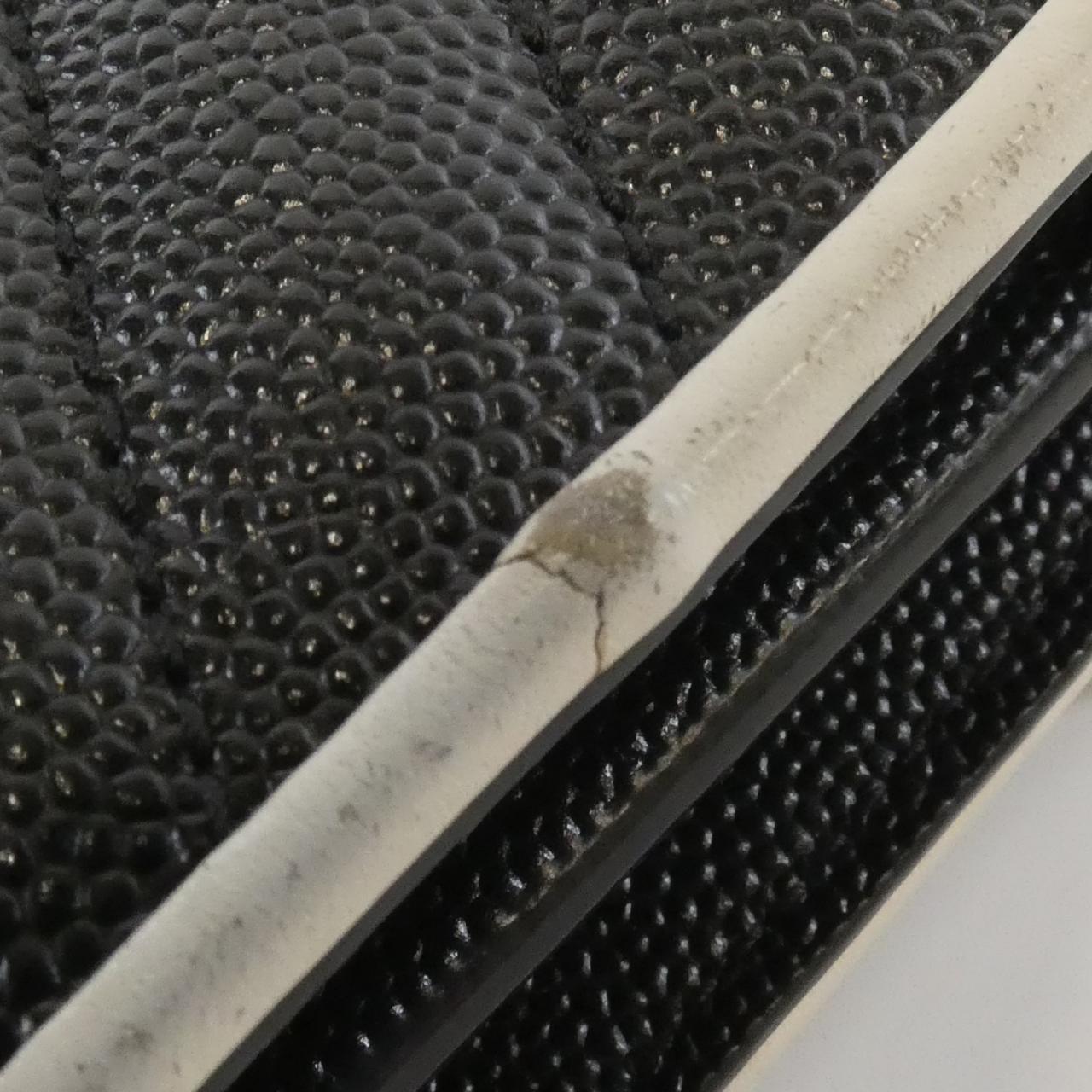 サン ローラン 377828 BOWC8 カーフ チェーン ウォレット