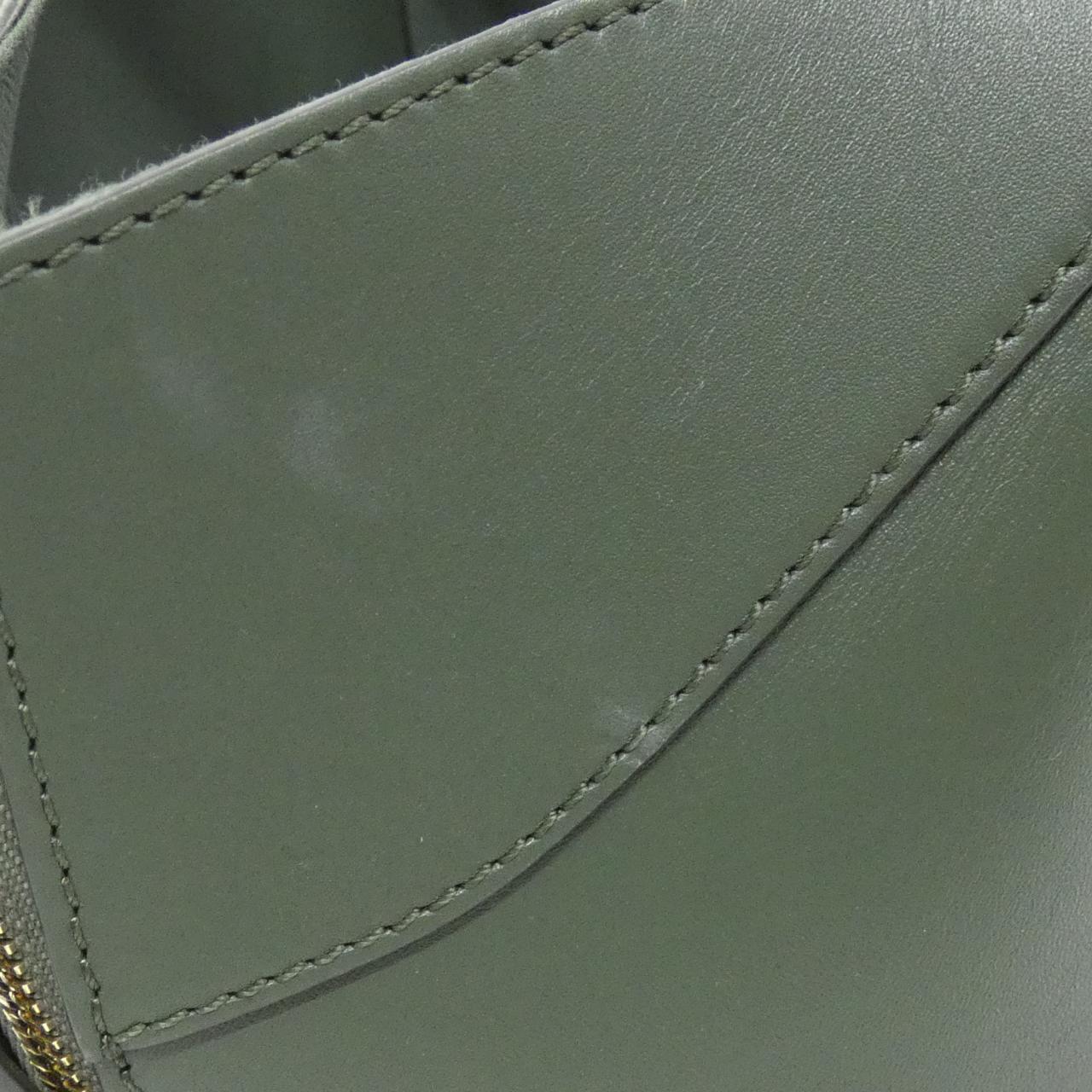 ロエベ ハンモック コンパクト カーフ ショルダー バッグ