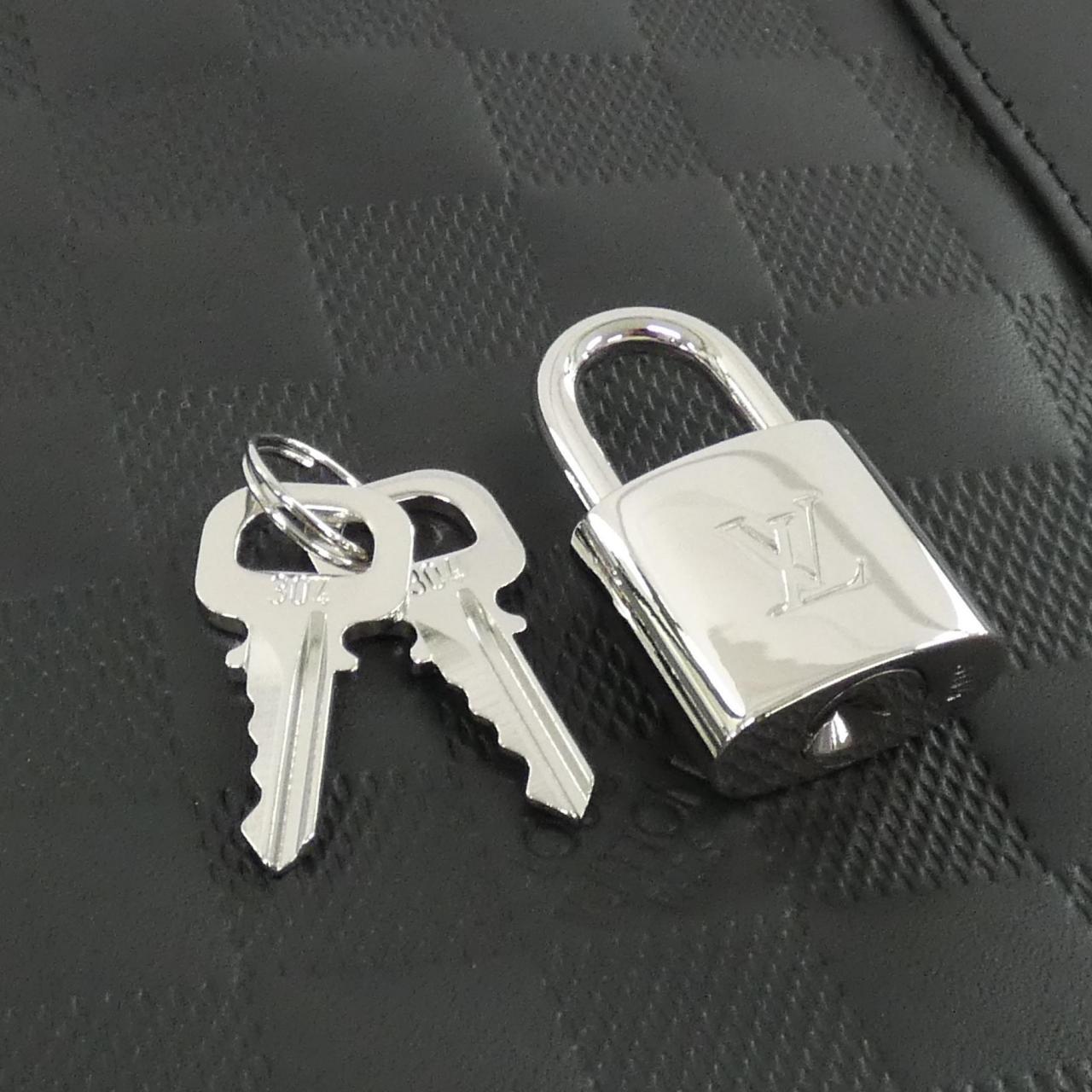 ルイヴィトン ポルトドキュマン・ヴォワヤージュ ダミエ・アンフィニ ビジネスバッグ