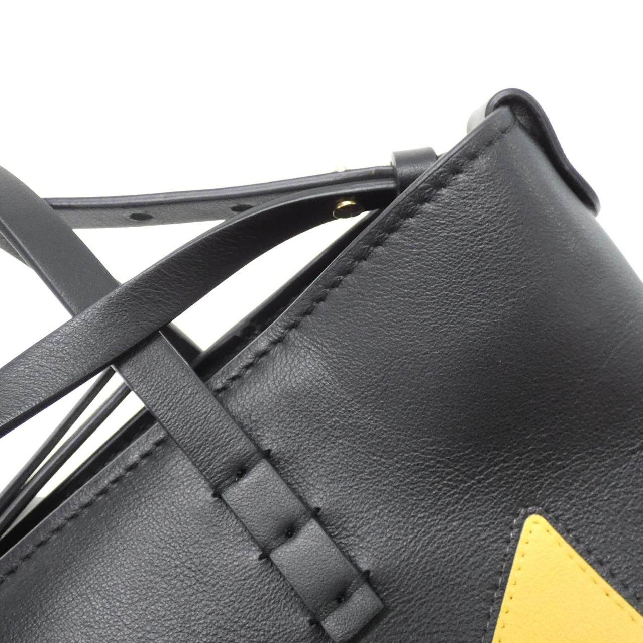 フェンディ BAG BUGS ロール ミニ カーフ ショルダーバッグ