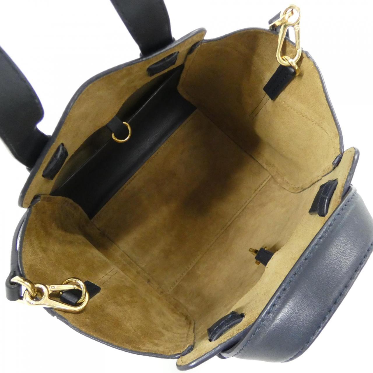 ロエベ Hammock Nugget カーフ バッグ