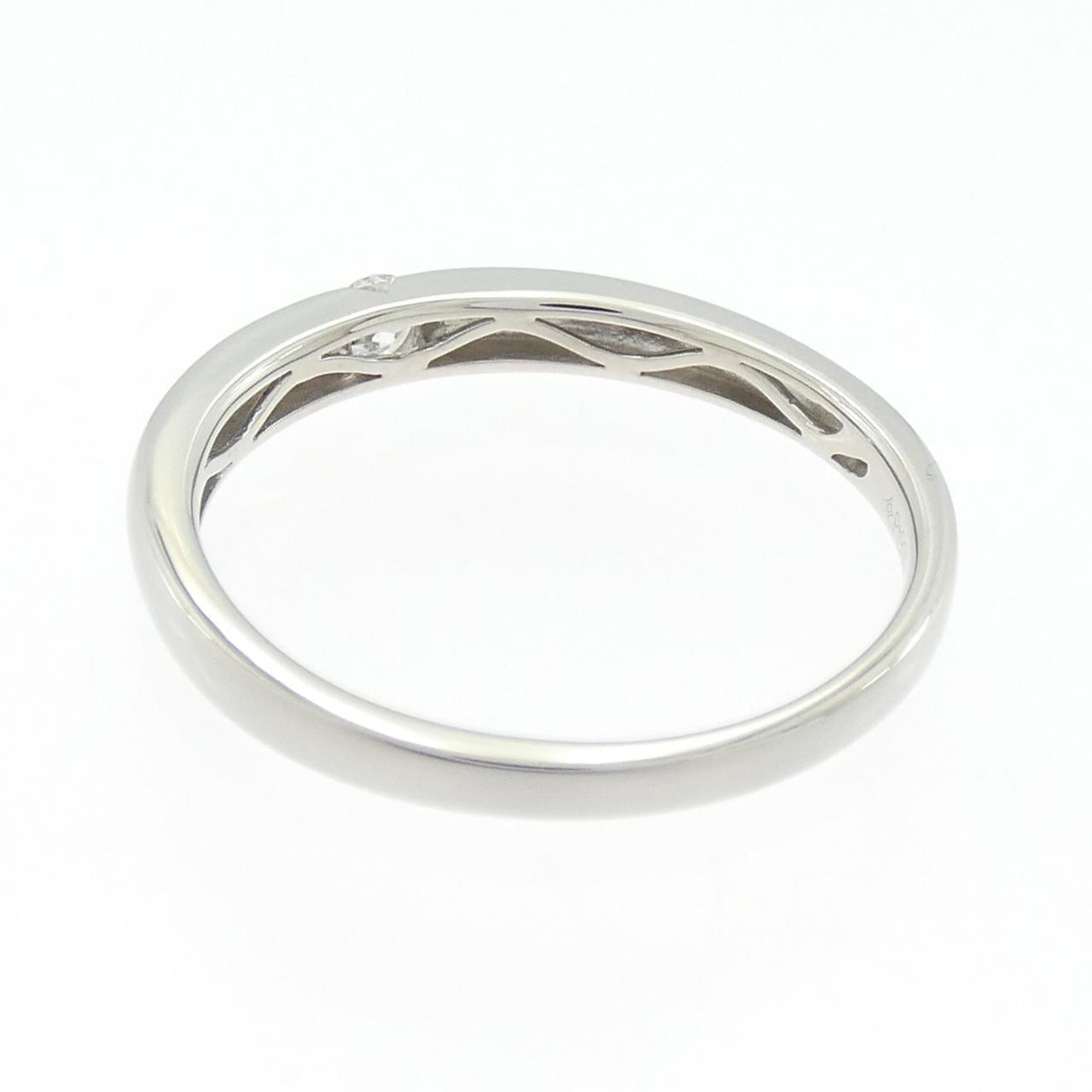 ジーエスティービー プラチナ ダイヤモンドリング