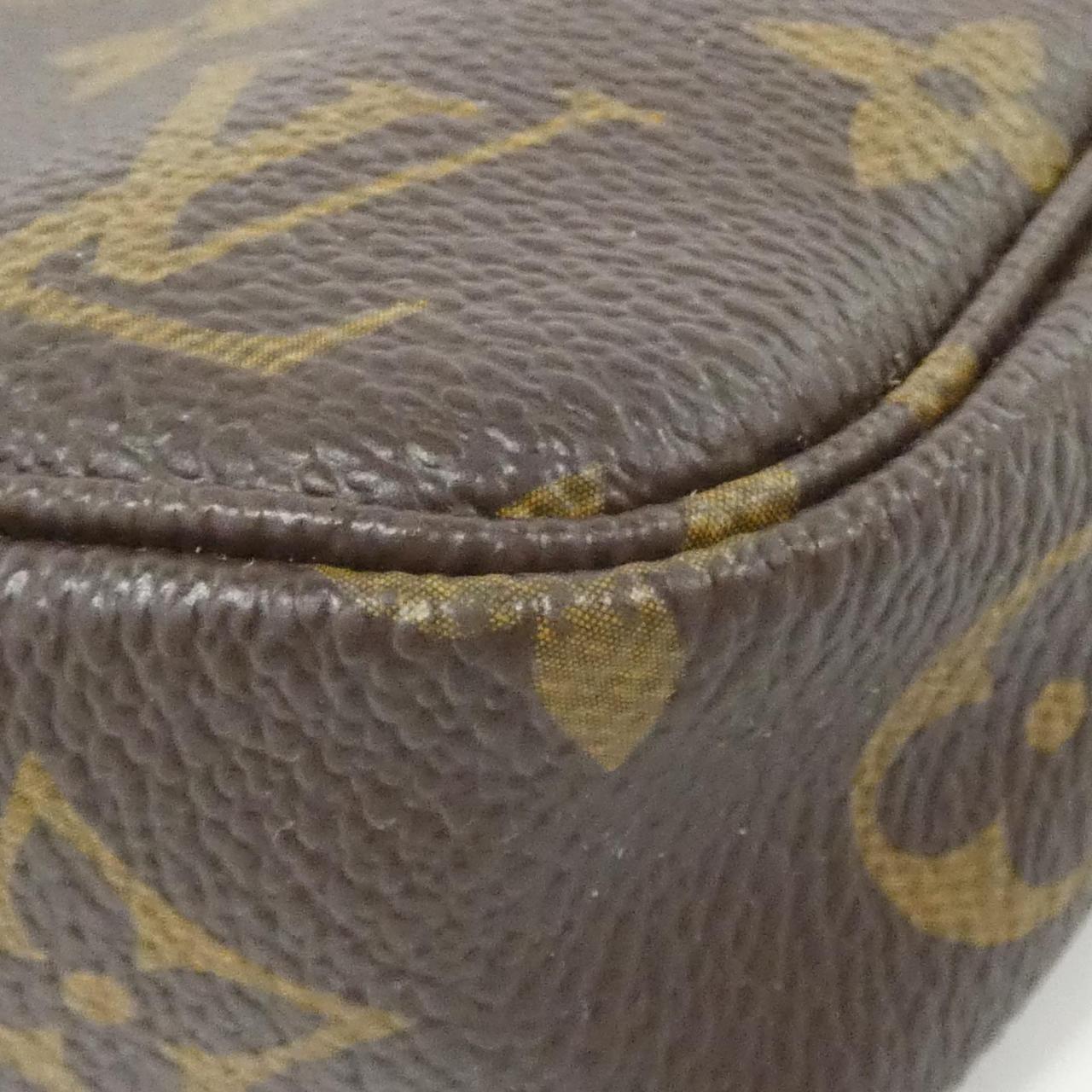 ルイヴィトン ポシェット アクセソワール モノグラム ポーチ