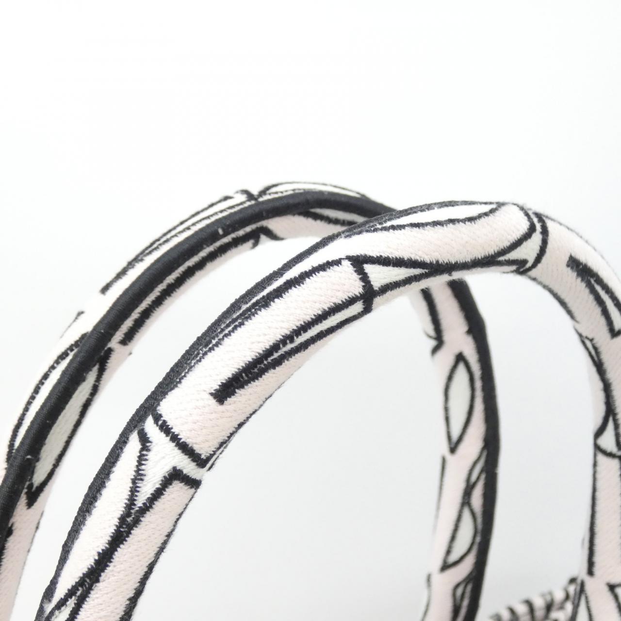 クリスチャン ディオール ミス ディオール オールオーバー キャンバス トートバッグ