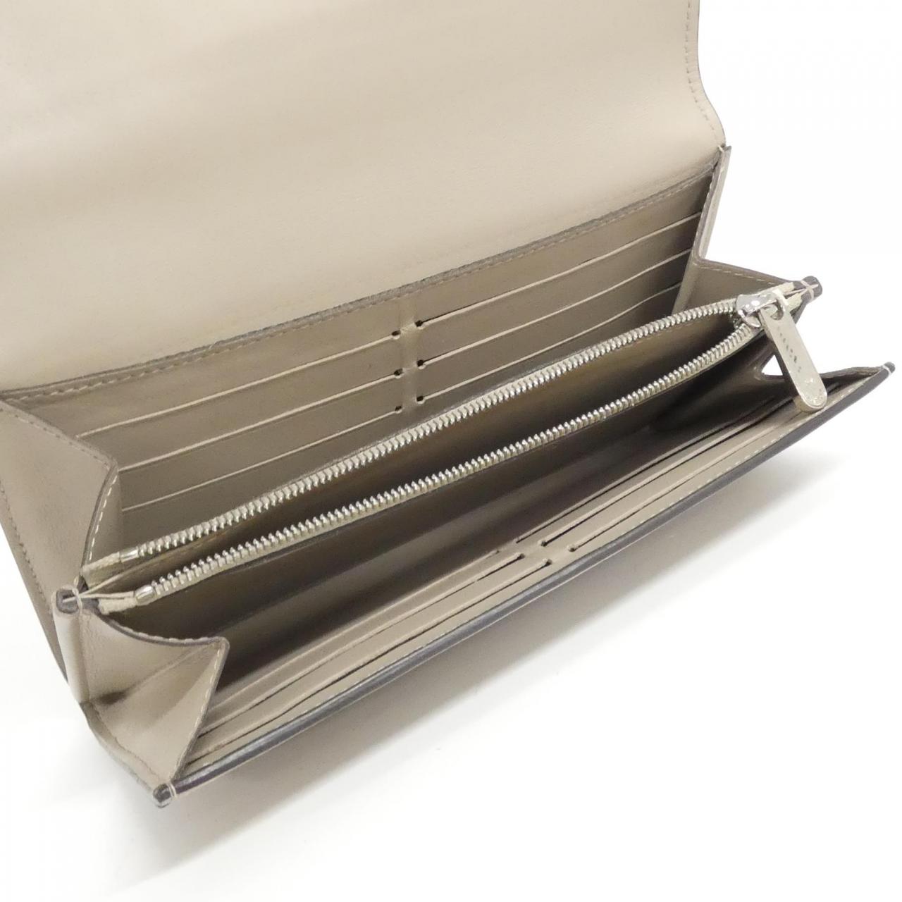 ルイ・ヴィトン マヒナ ロング財布