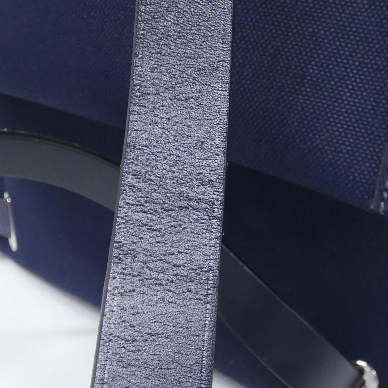 エルメス エールバッグジップアド トワルミリタリー ヴァッシュハンター リュックサック