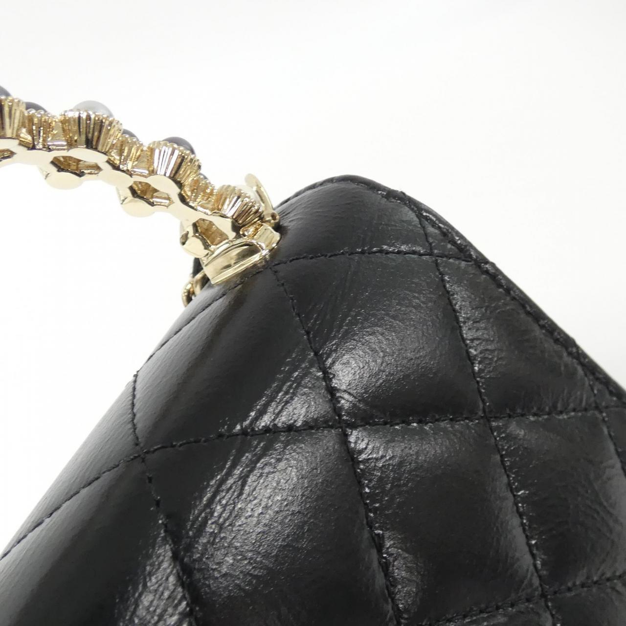 シャネル AP3802 シャイニー クランプル ラム クラッチ バッグ