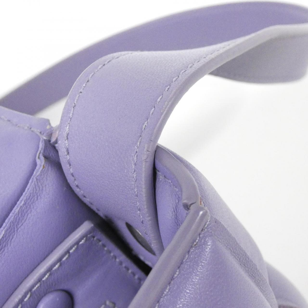 ボッテガ ヴェネタ 591970 VCQR1 ラム ショルダー バッグ