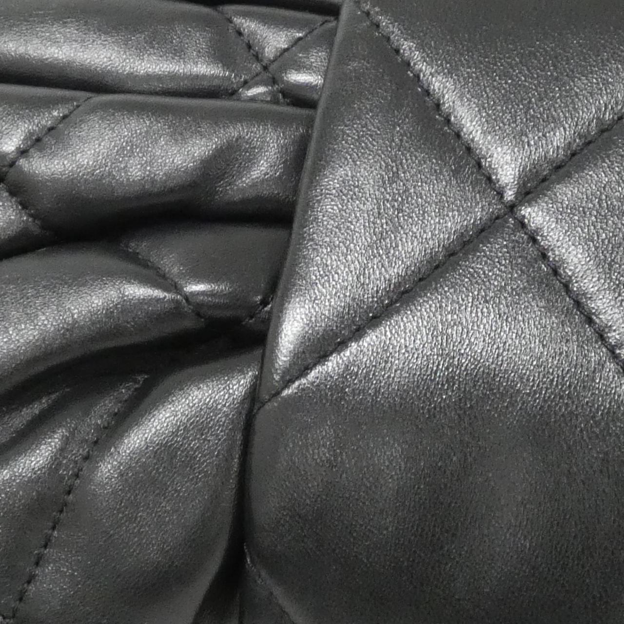シャネル ラムスキン ショルダーバッグ