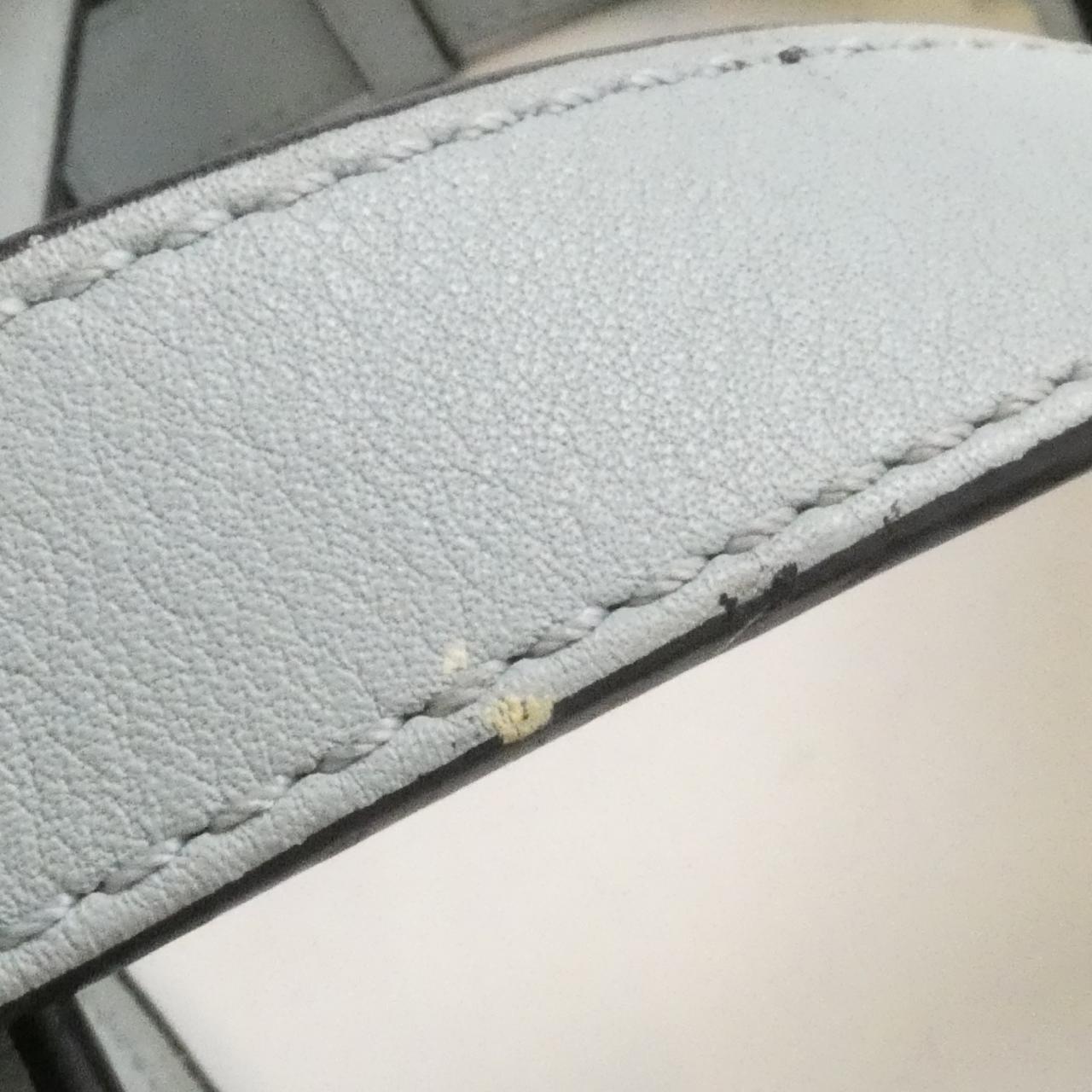 ロエベ ハンモック スモール カーフ ショルダーバッグ