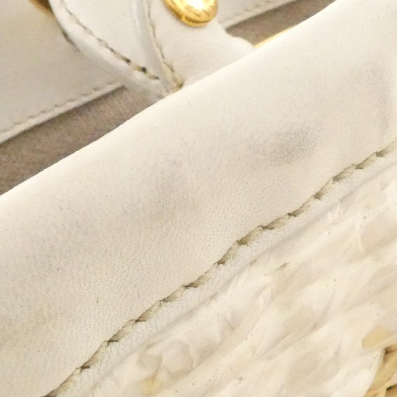 プラダ PAGLIA CUOIO バッグ