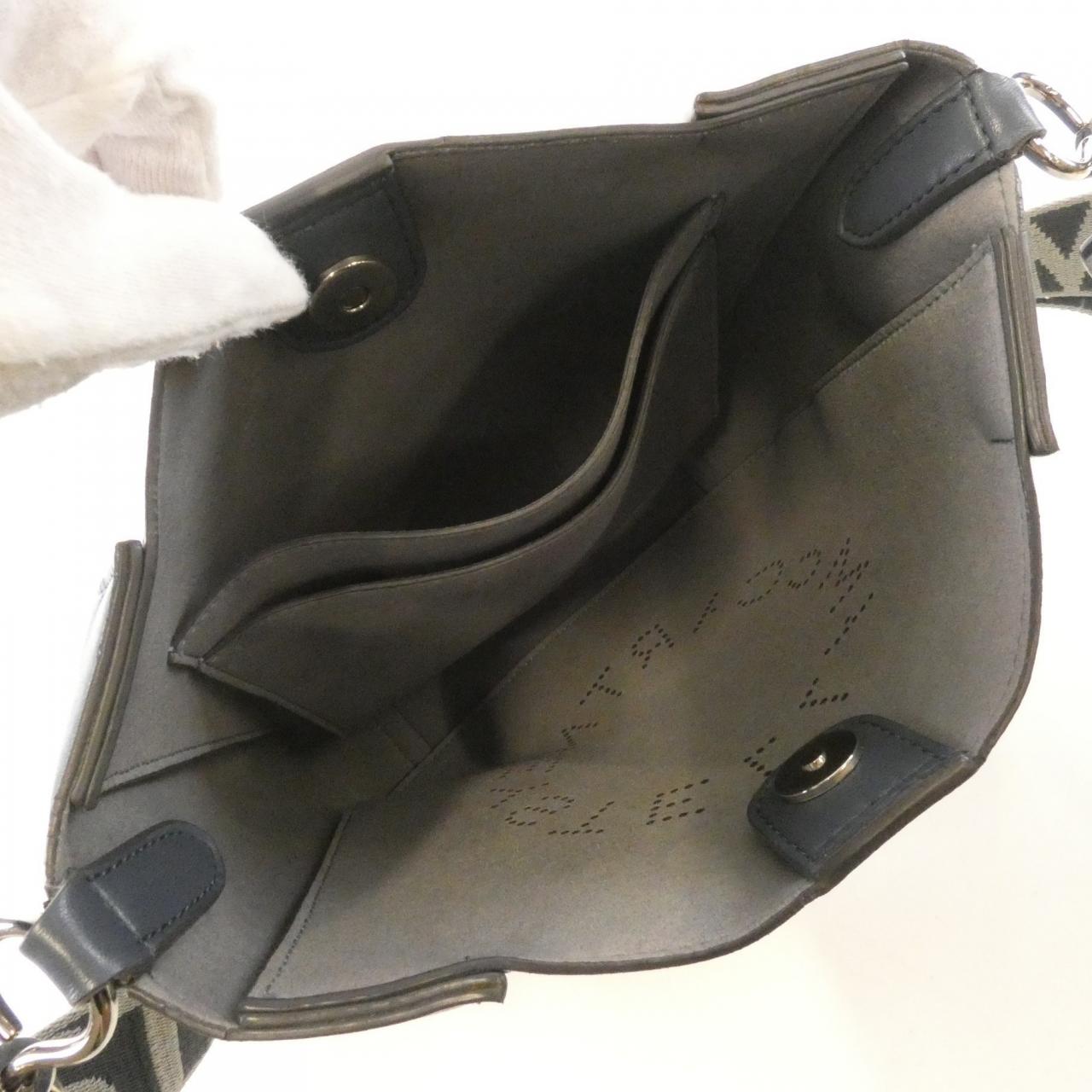 ステラマッカートニー ポリウレタン PET ショルダーバッグ