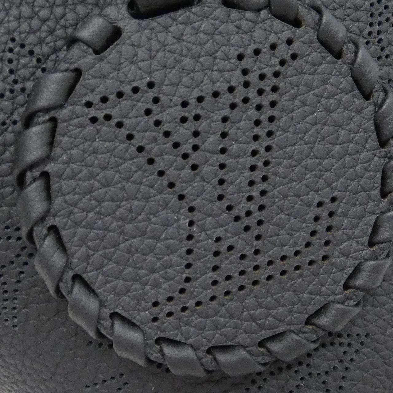 ルイヴィトン マヒナ ブロッサム カーフバッグ
