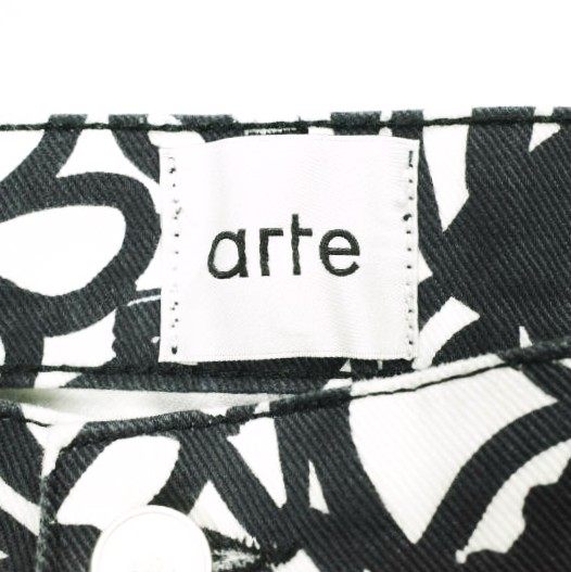 アルテアントワープ Flowers Allover Print コットンパンツ