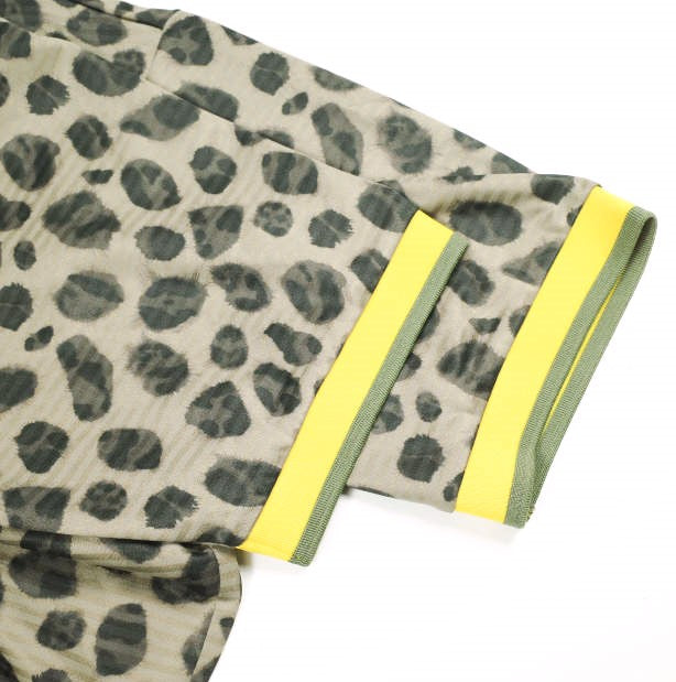 プーマ×サスクワァッチファブリックス×ビームス SOCCER SHIRT ポリエステルトップス