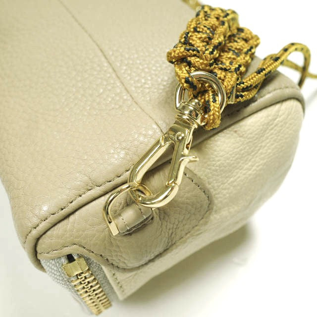 イザリシー KIKI レザークラッチバッグ