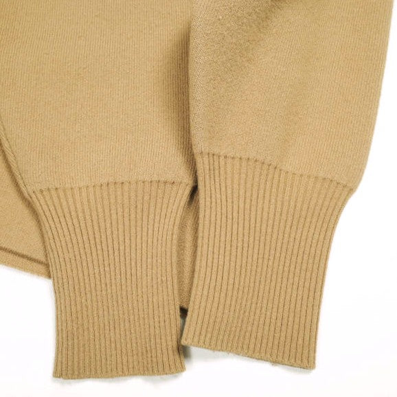 コンテ V-NECK PULLOVER ウールポリエステルセーター