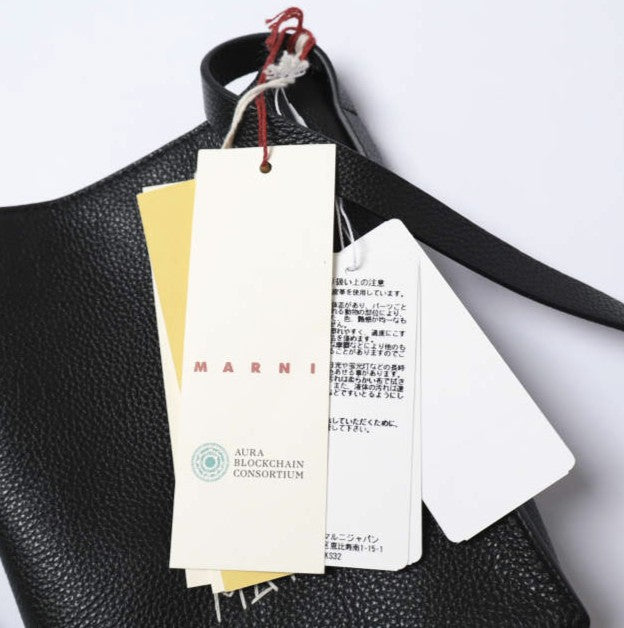 マルニ MUSEO MENDING SOFT BAG NANO カーフレザー ショルダーバッグ