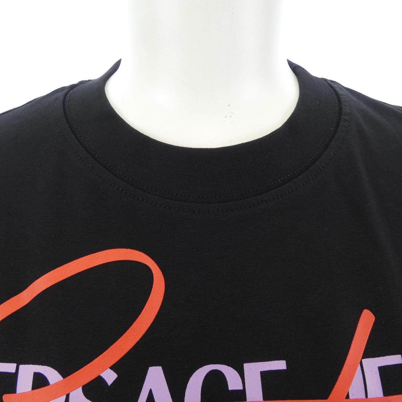 ヴェルサーチェジーンズ Tシャツ