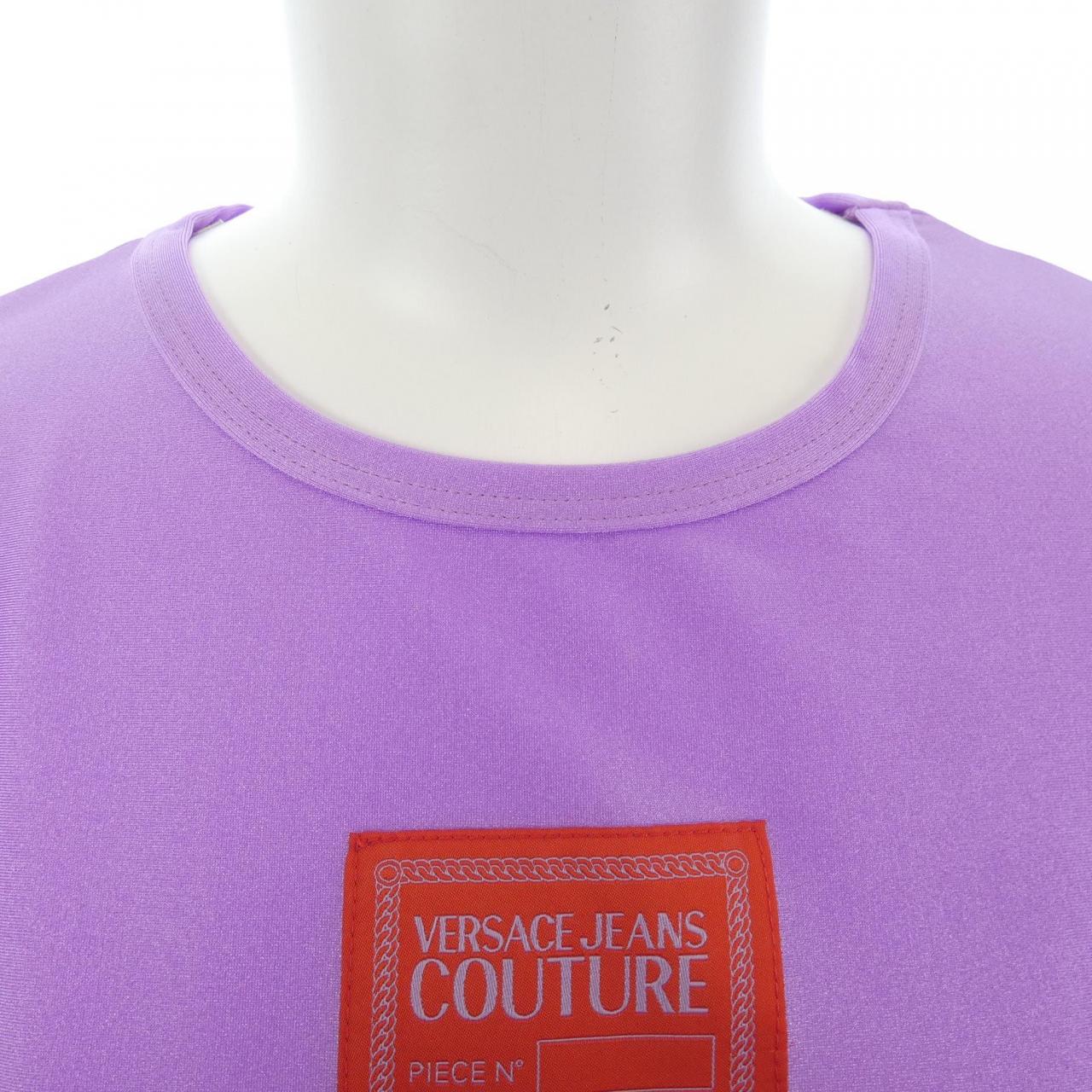 ヴェルサーチェジーンズ Tシャツ