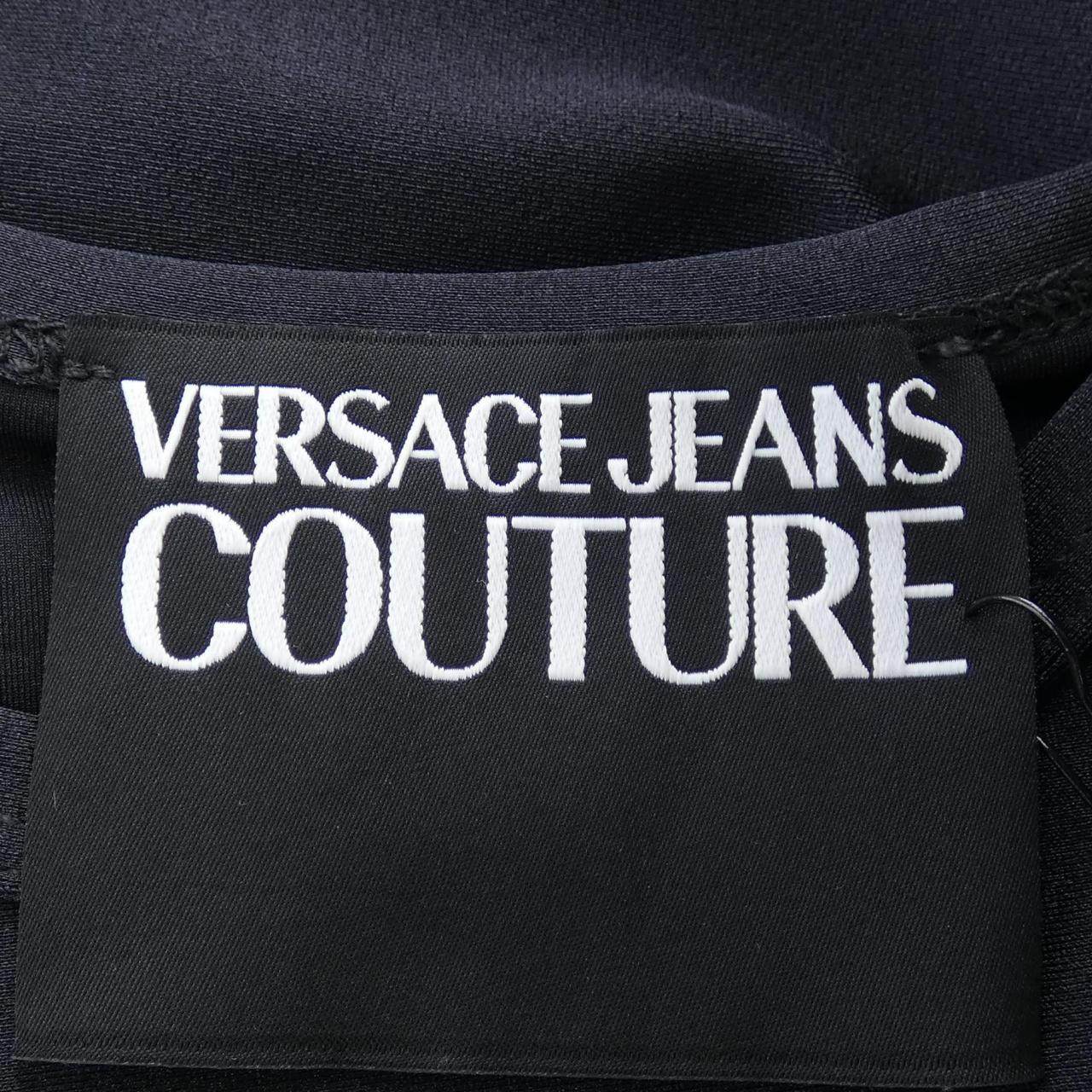 ヴェルサーチェジーンズ Tシャツ