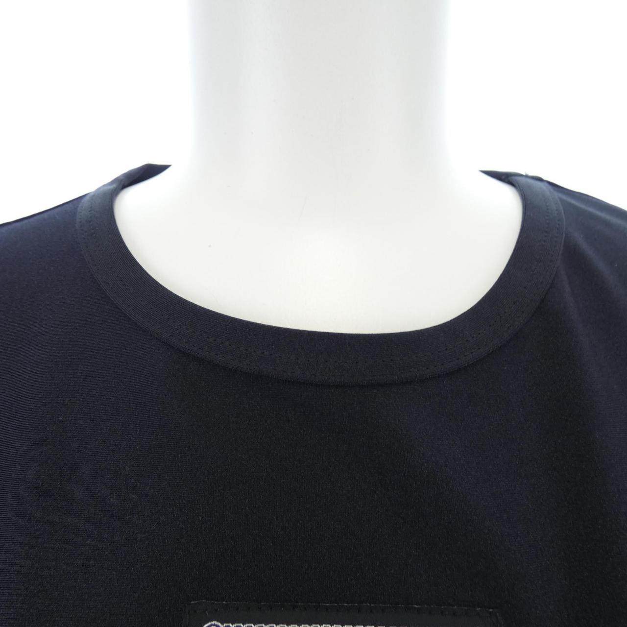 ヴェルサーチェジーンズ Tシャツ