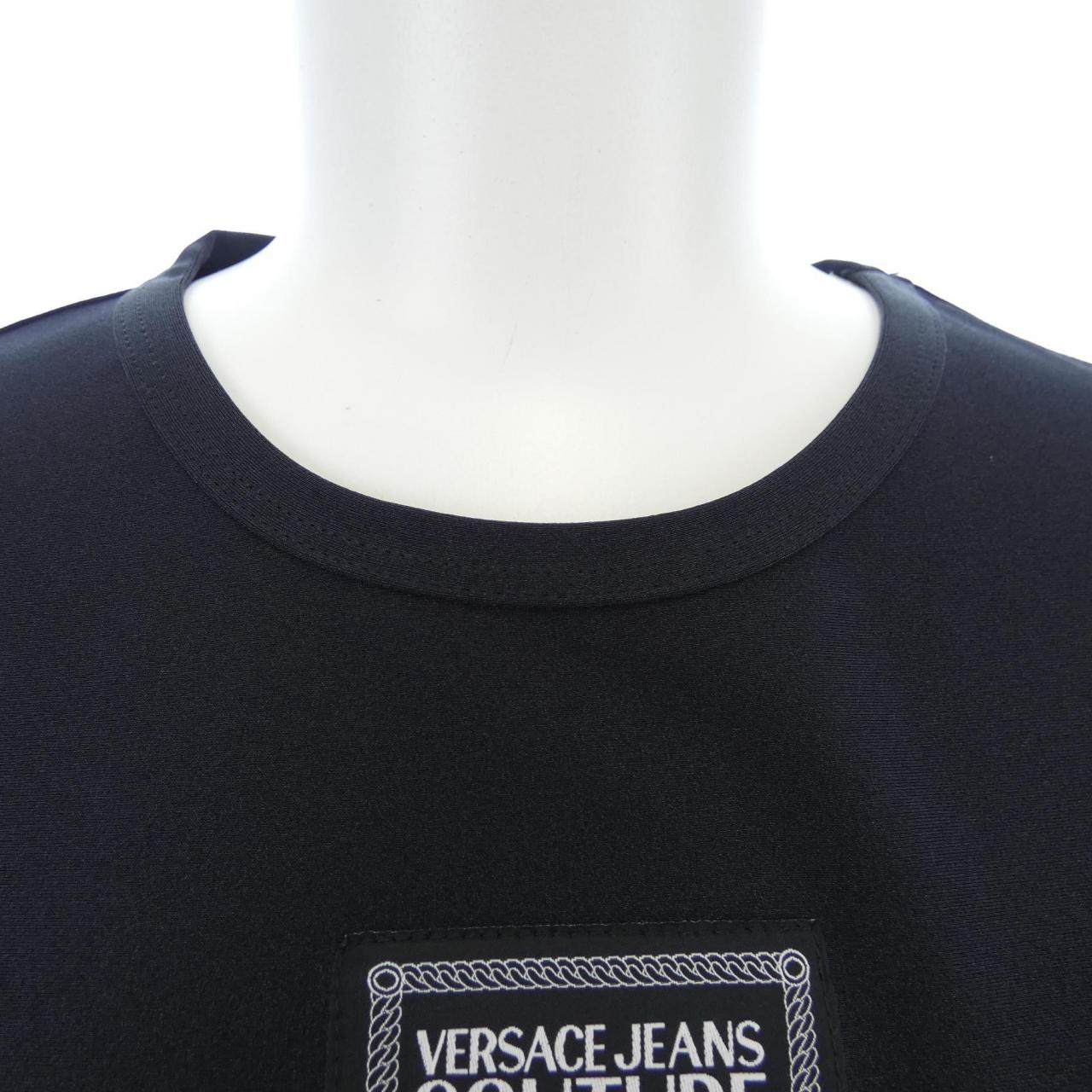 ヴェルサーチェジーンズ Tシャツ