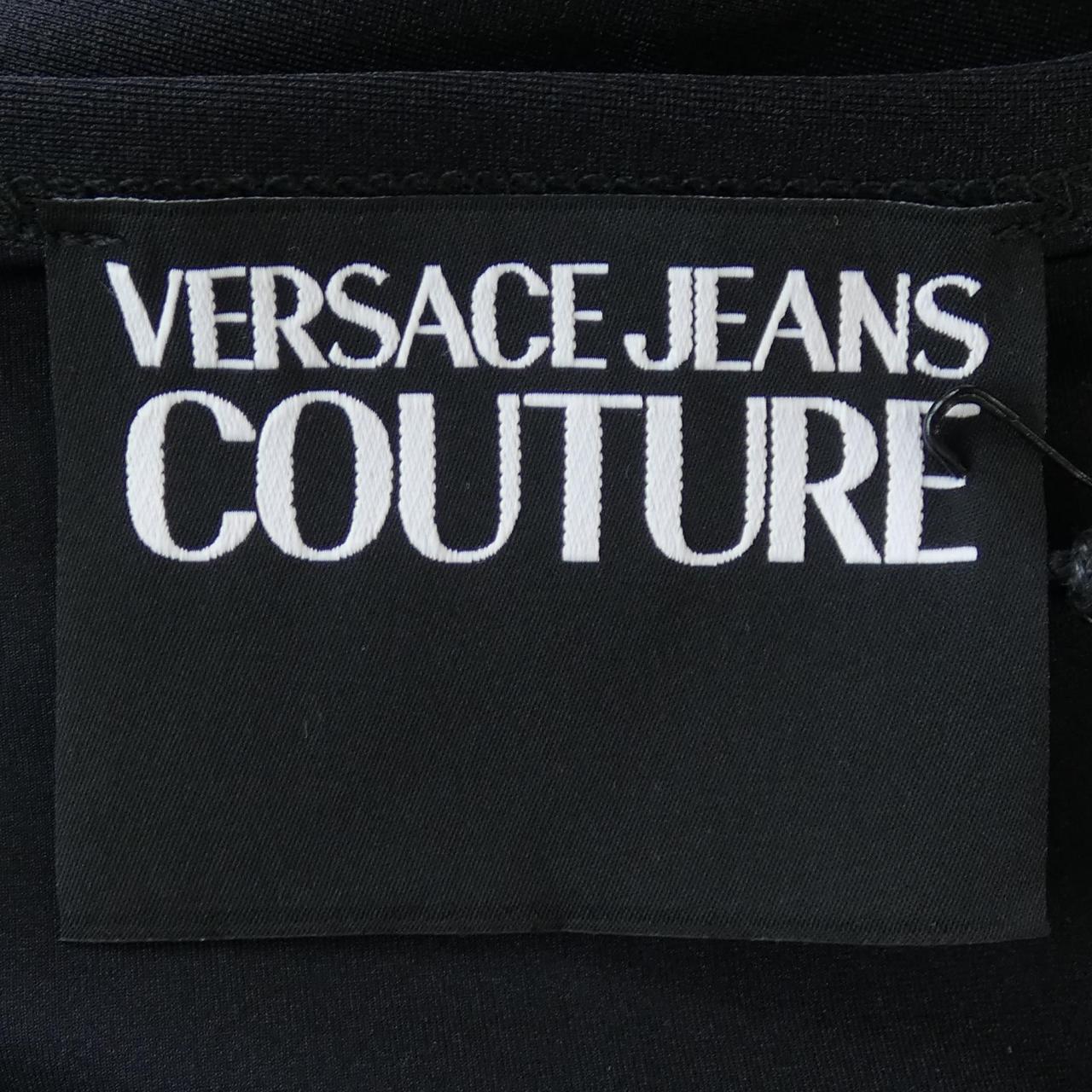 ヴェルサーチェジーンズ Tシャツ