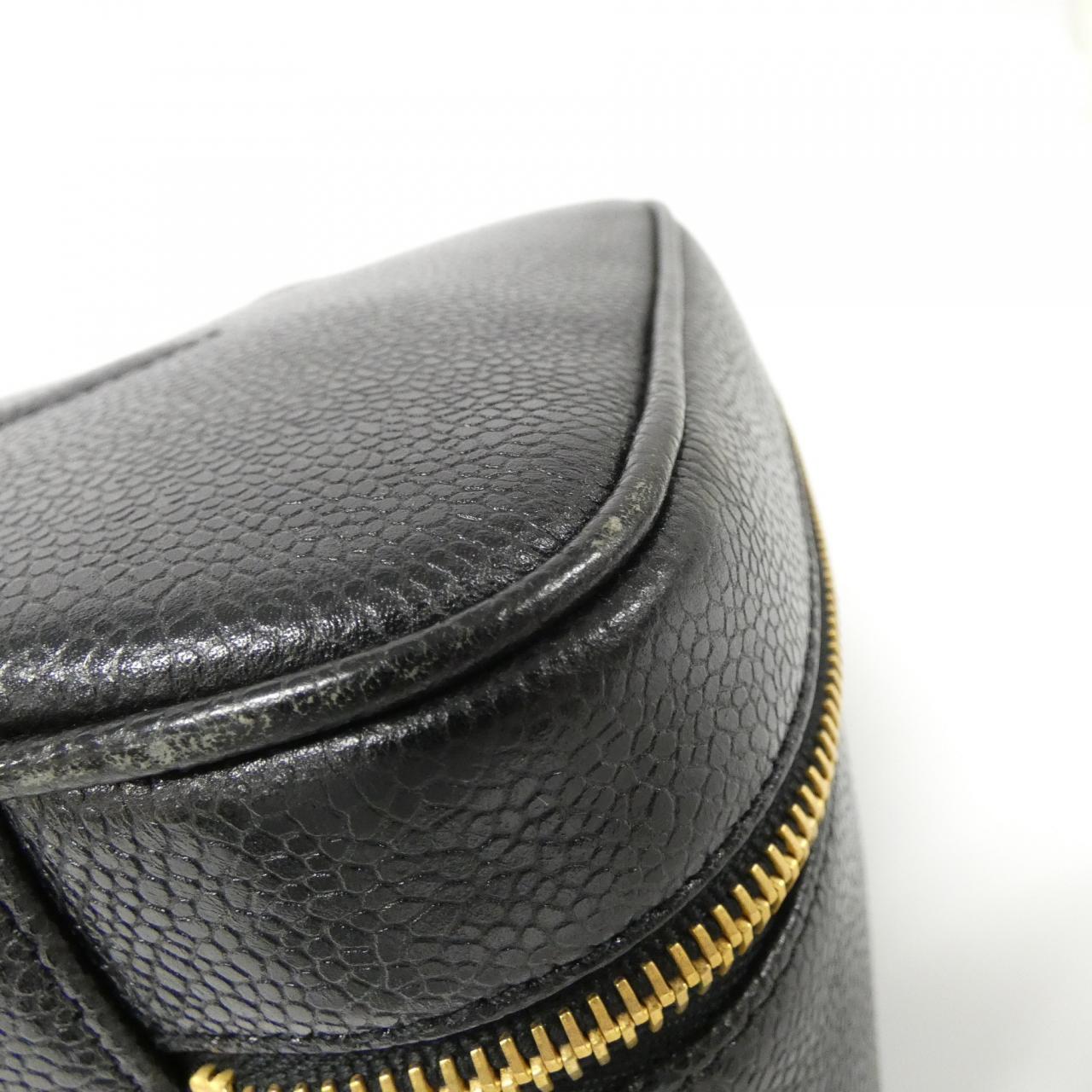 シャネル キャビアスキン バッグ