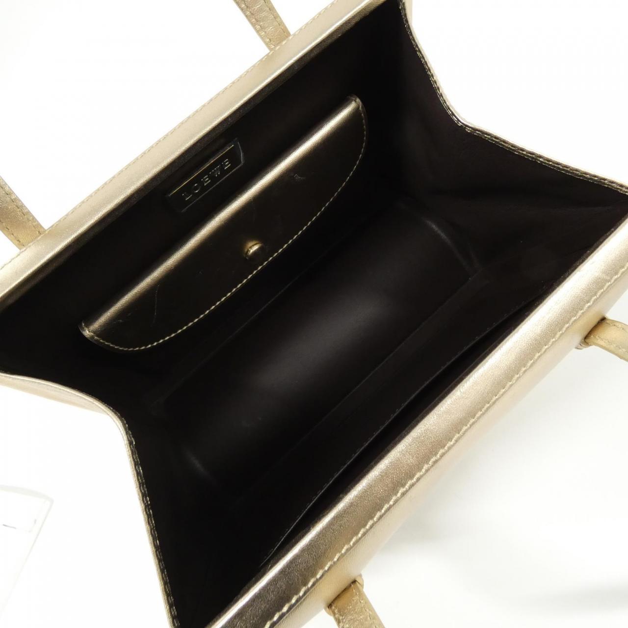 ロエベ レザーショルダーバッグ