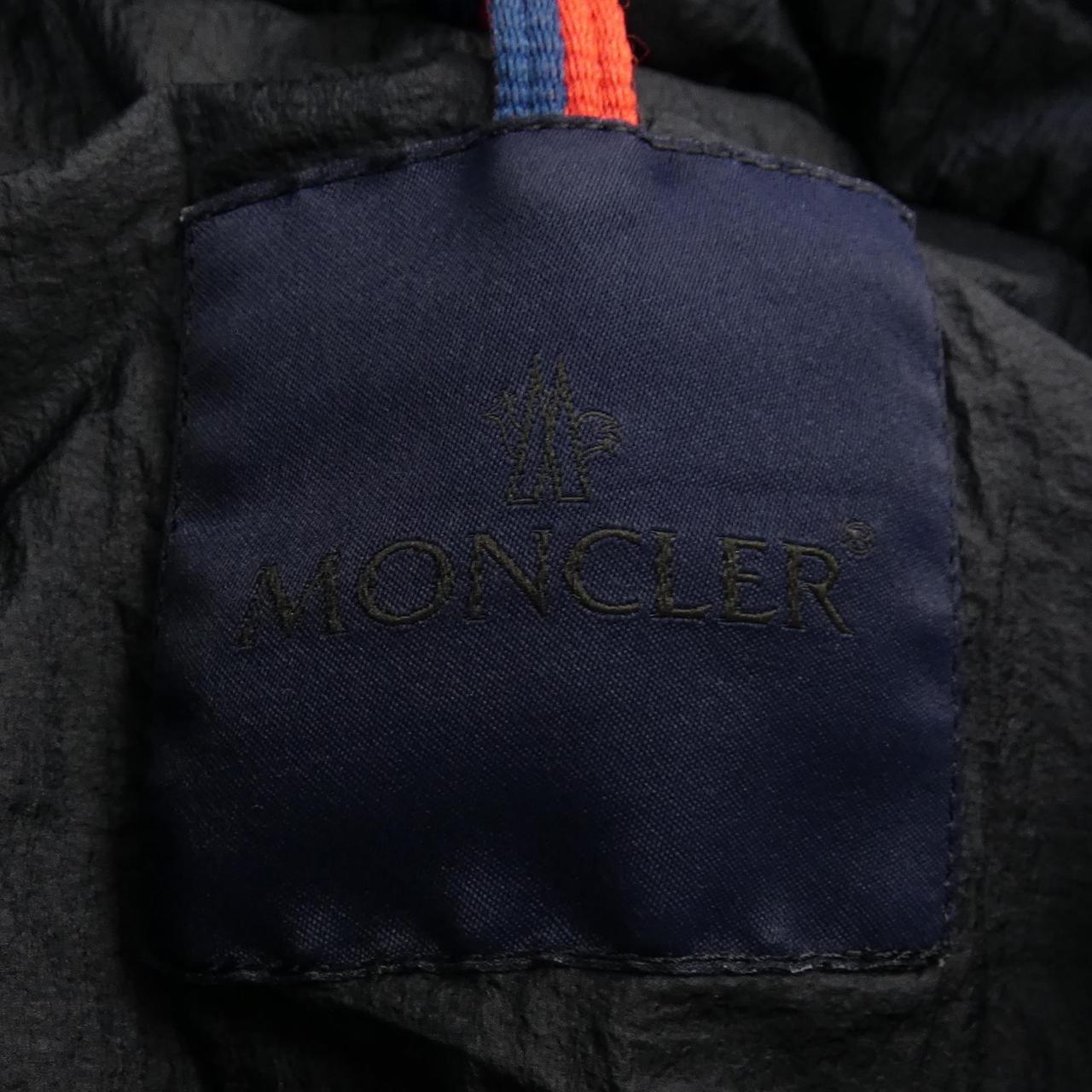 モンクレール CAPY ダウンベスト