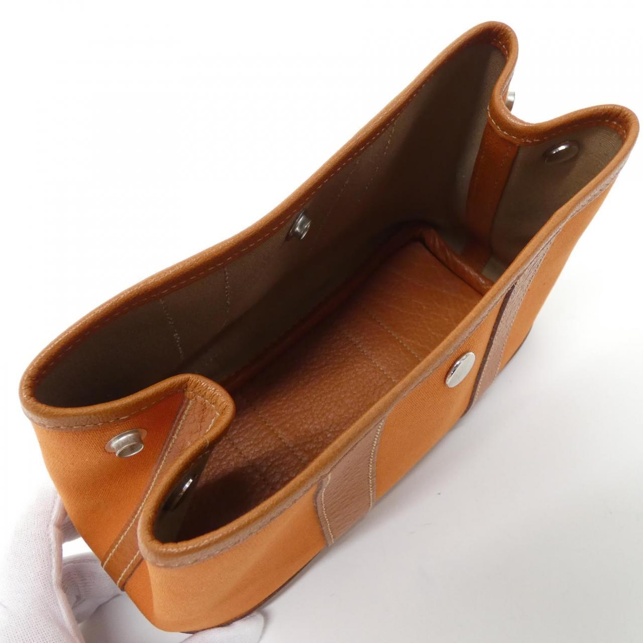 エルメス TROUSSE GARDEN トワルオフィシェ ブッフルスキッパー ポーチ