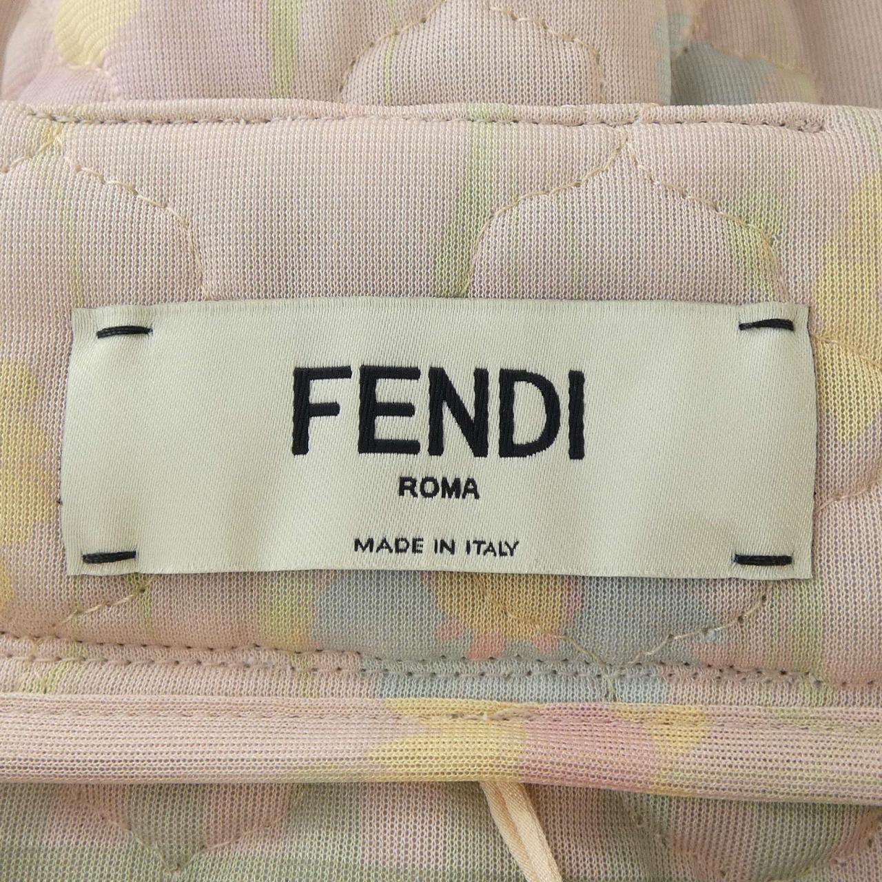 フェンディ スカート