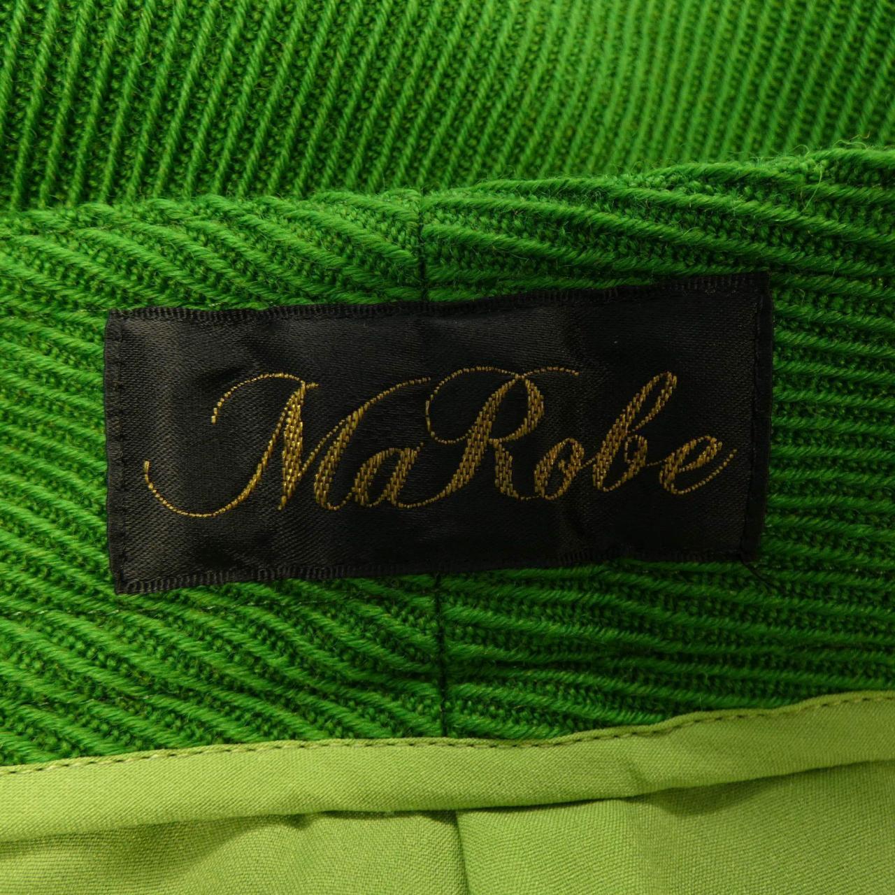 マローブ パンツ