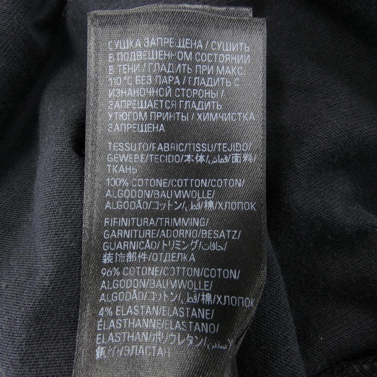 バレンシアガ Tシャツ