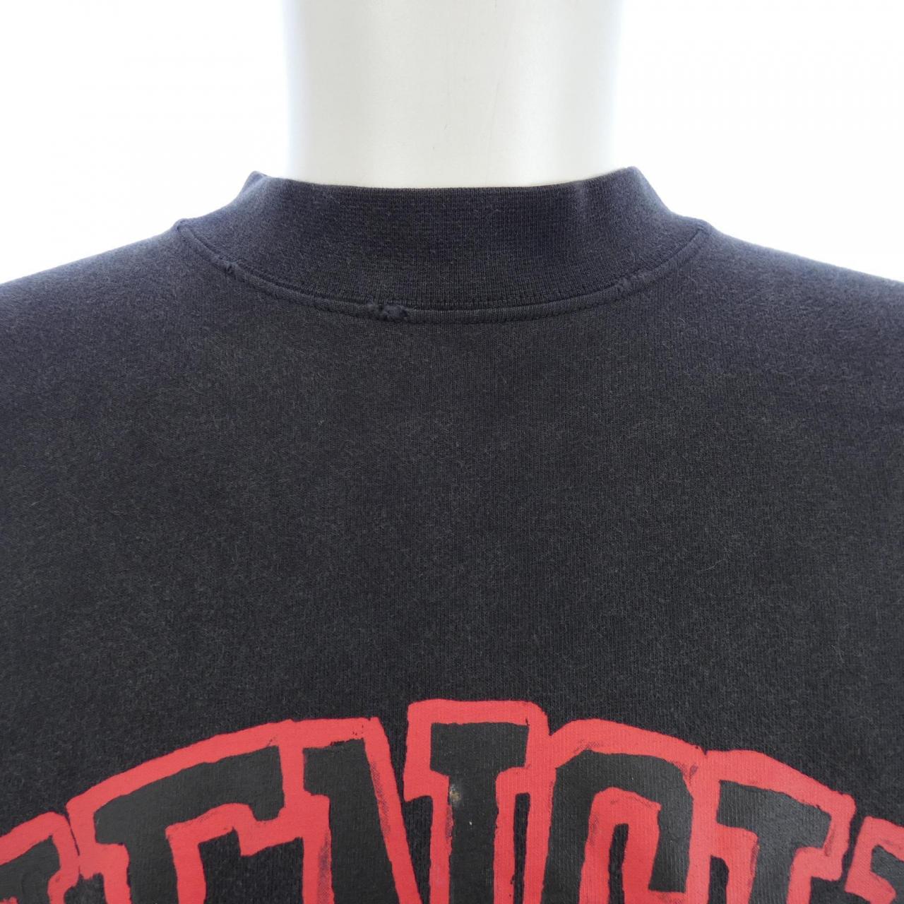 バレンシアガ Tシャツ