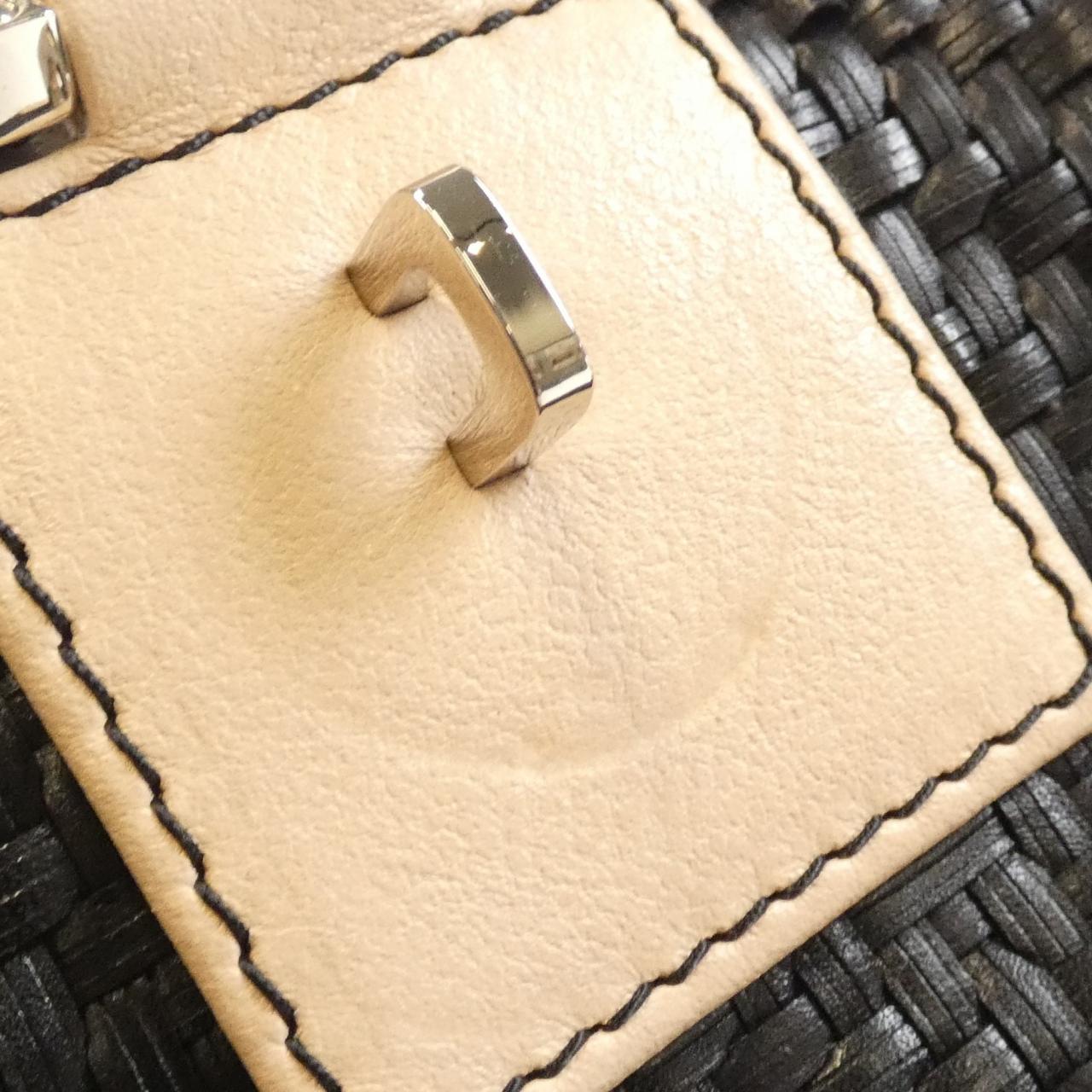 ロエベ アマソナ ストロー レザー バッグ