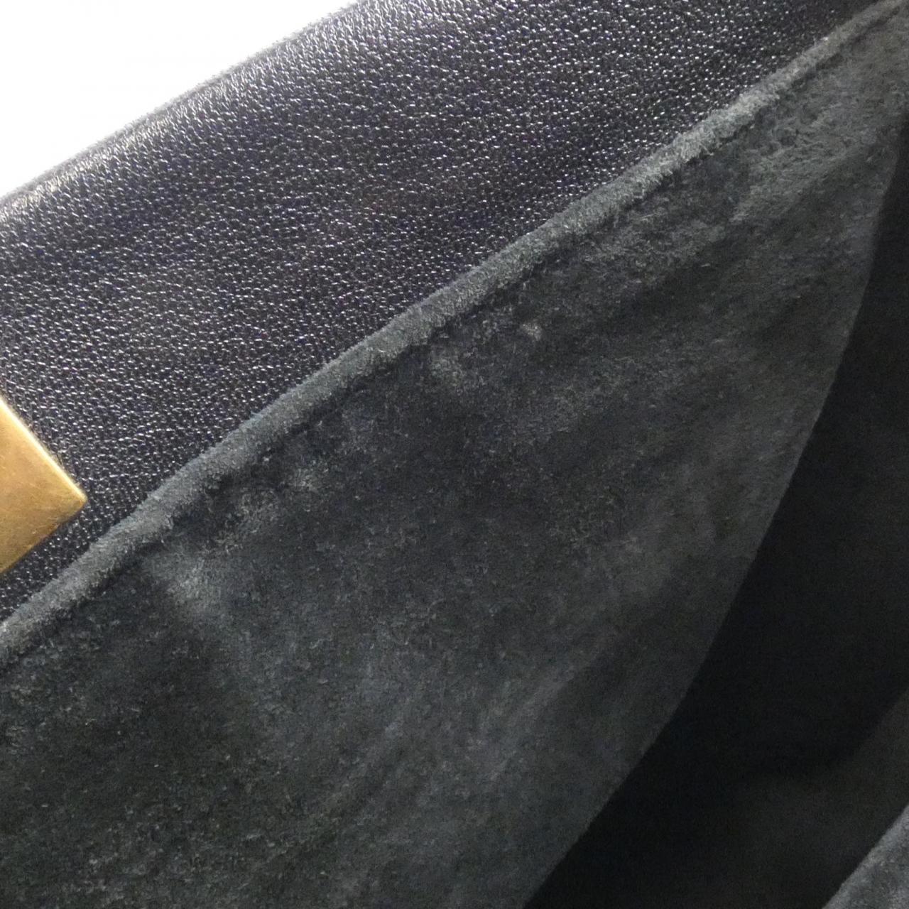 フェンディ ピーカブー レザーバッグ