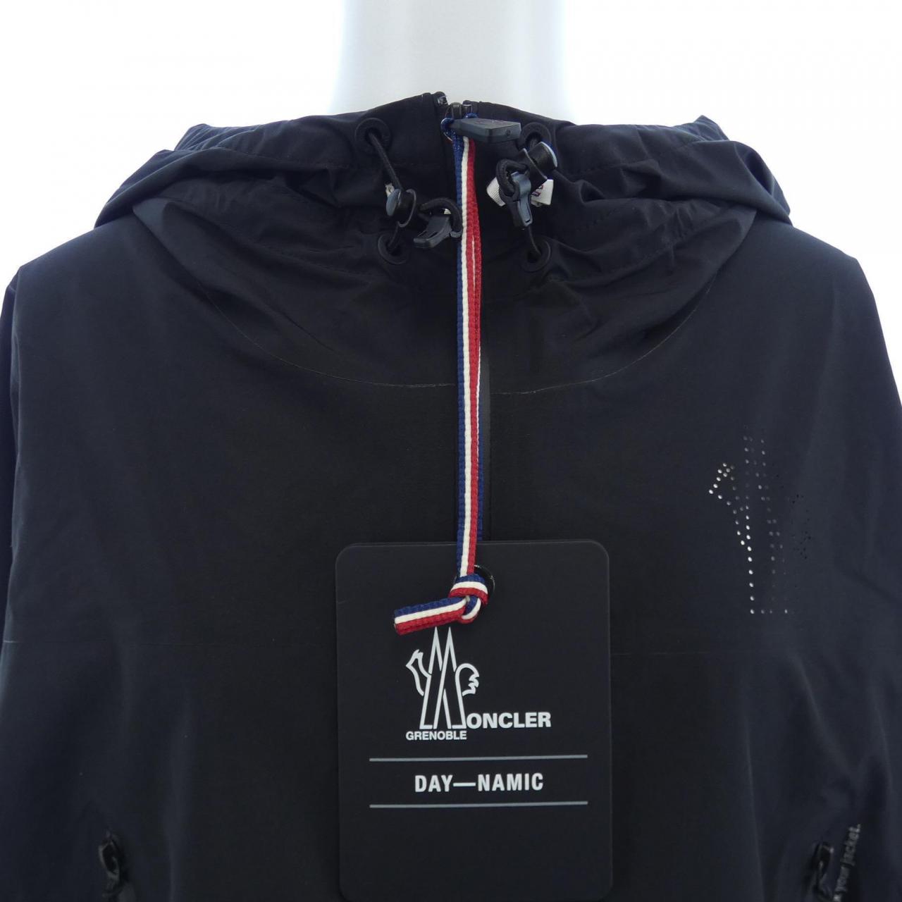 モンクレールグルノーブル FANES ジャケット