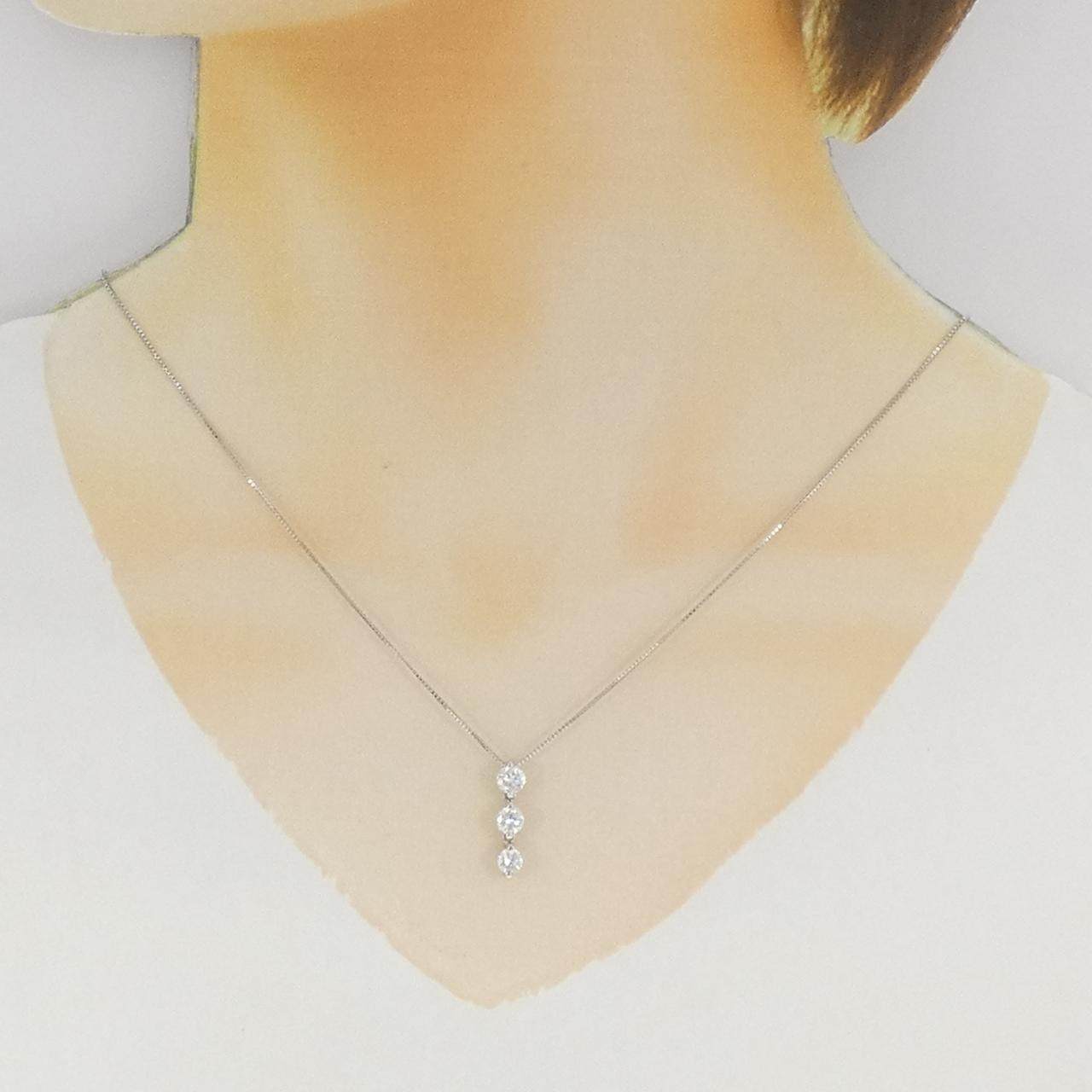 プラチナダイヤモンドネックレス