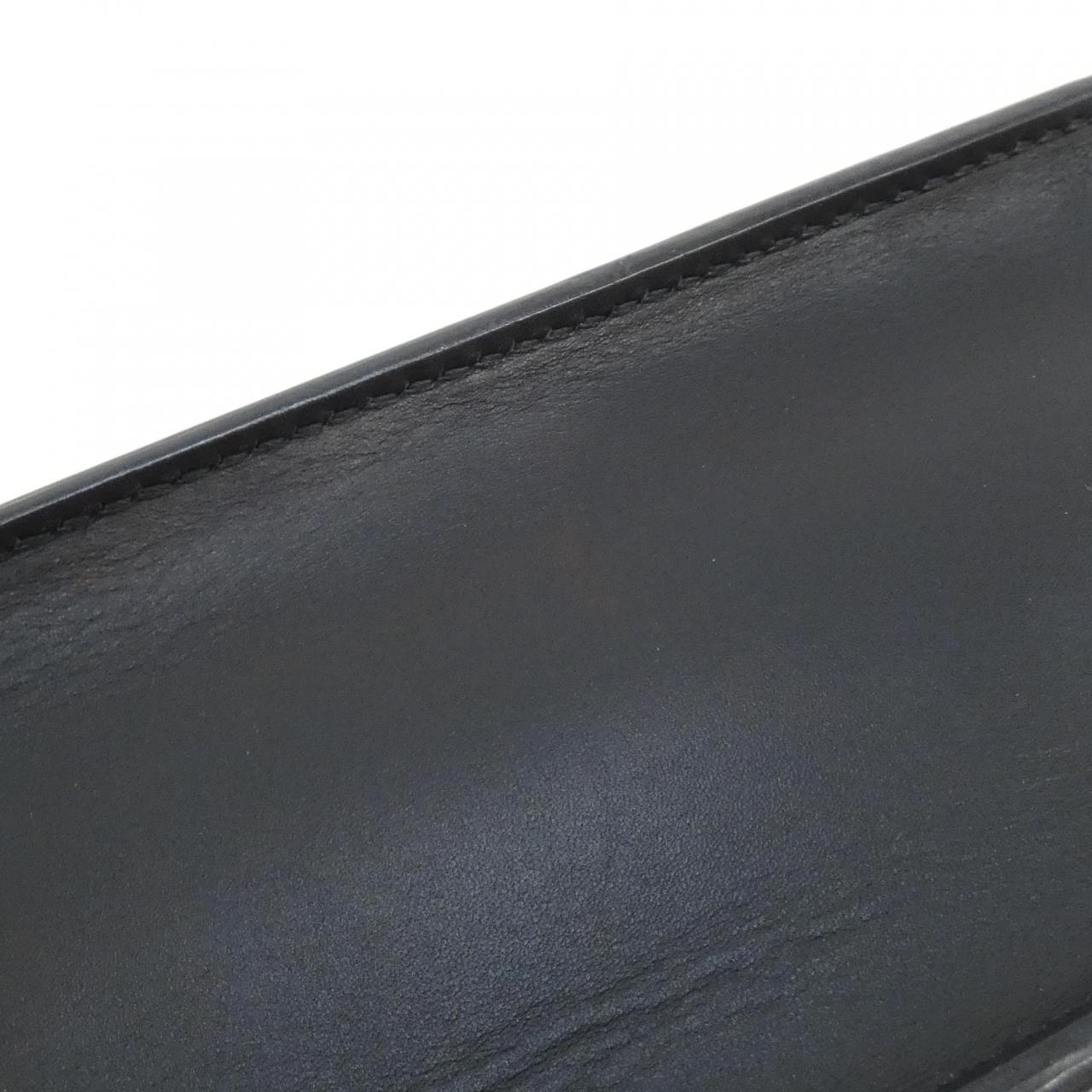 グッチ SYLVIE レザー ショルダーバッグ