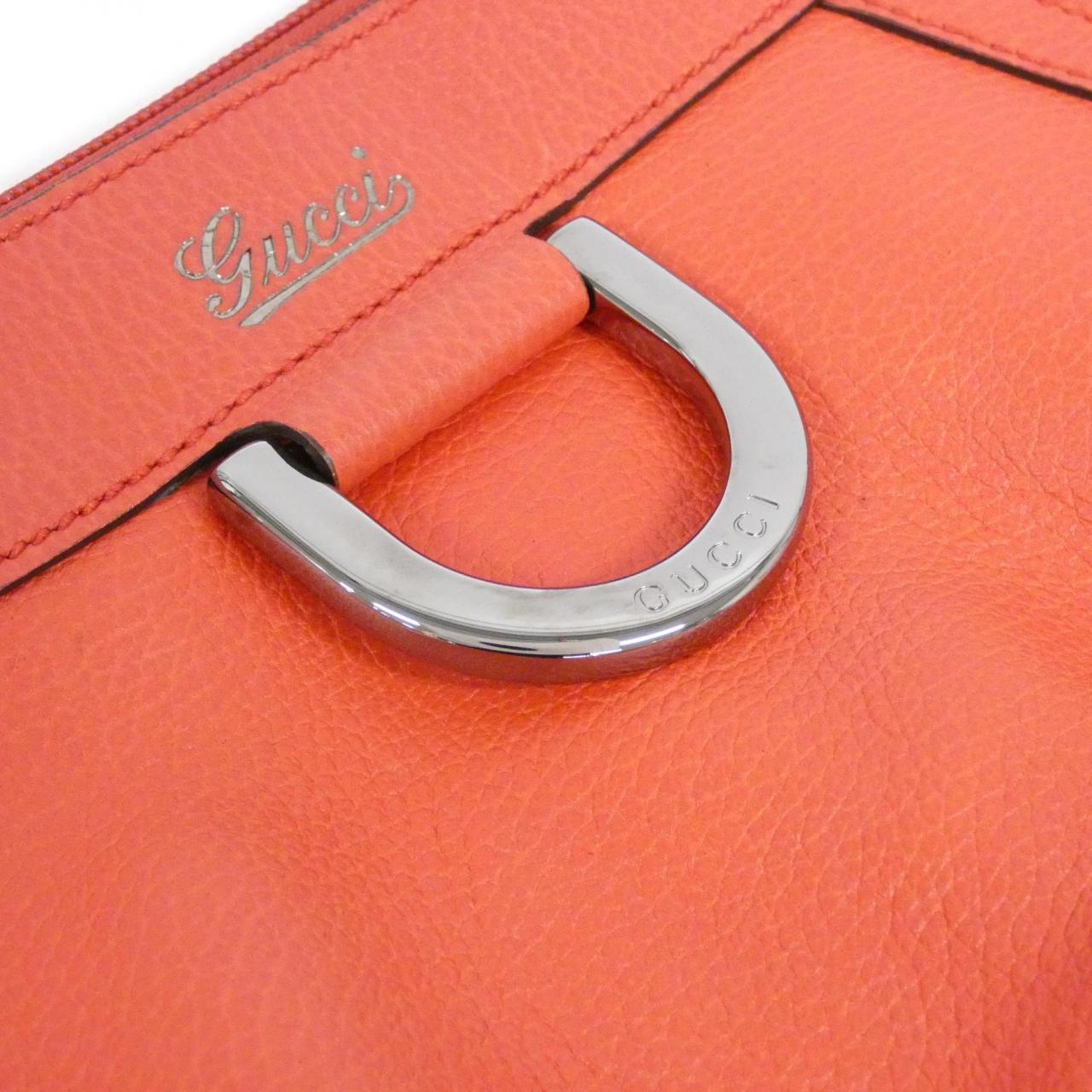 グッチ レザーショルダーバッグ