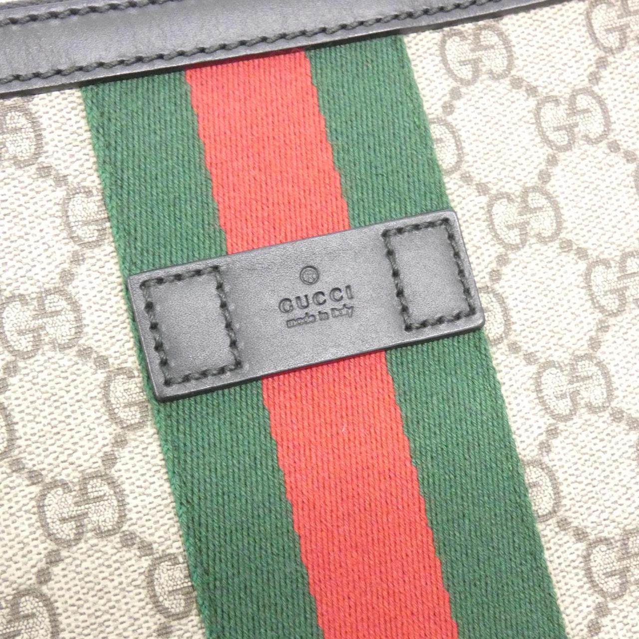 グッチ GGスプリームキャンバスショルダーバッグ