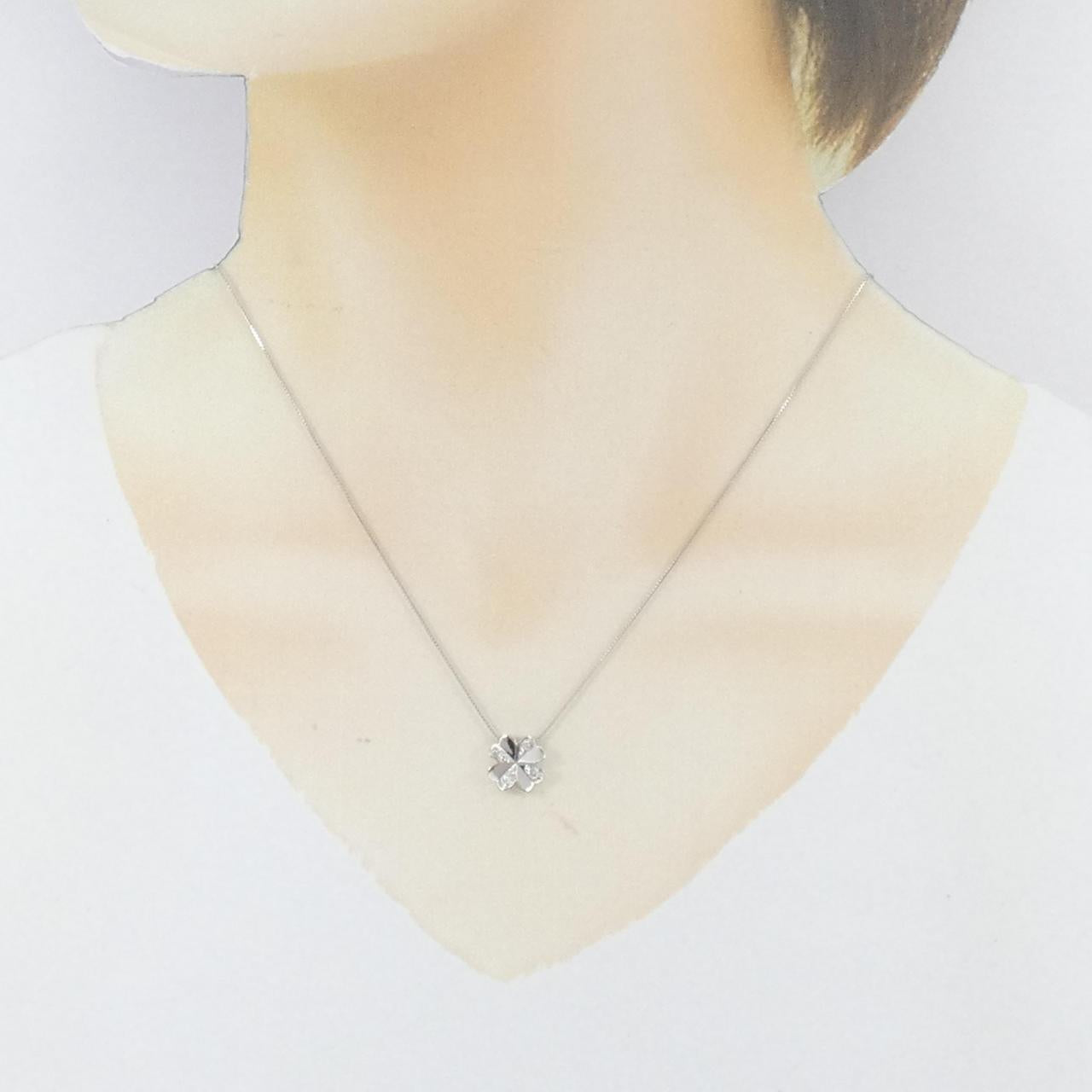 Pt900 Pt850 クローバー ダイヤモンド ネックレス