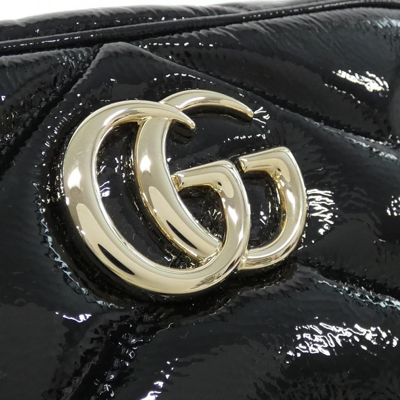 グッチ GGマーモント エナメル ショルダーバッグ
