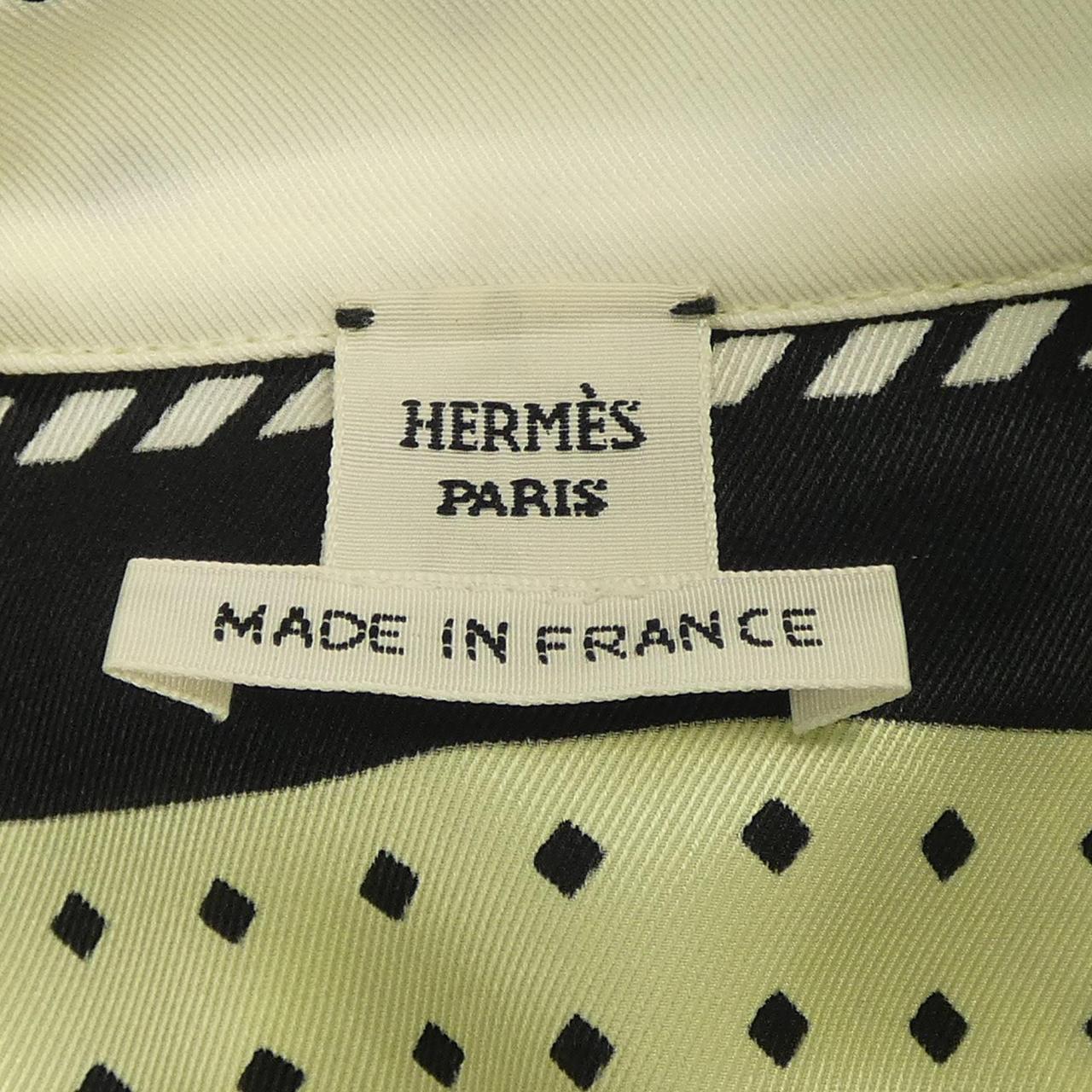 エルメス HARNAIS DE COUR シルクワンピース