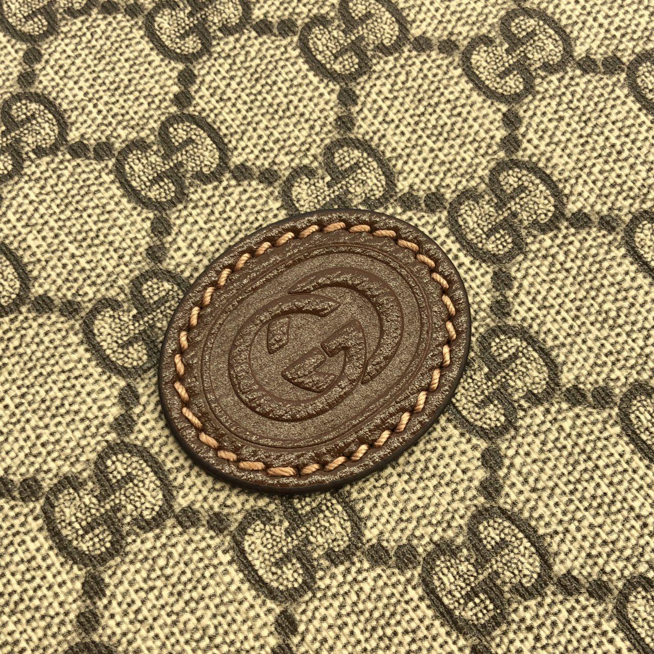 グッチ GGスプリームキャンバス トートバッグ
